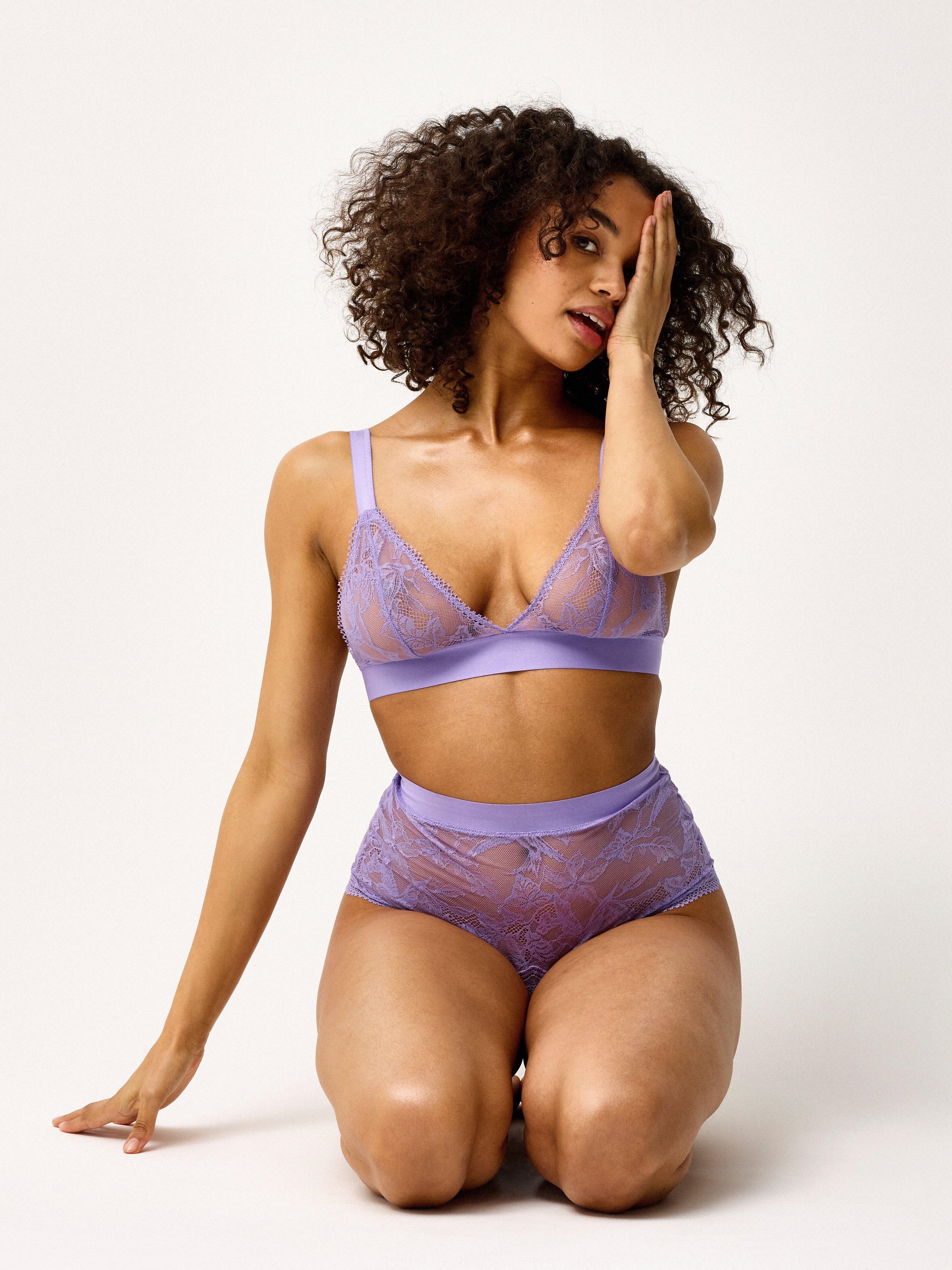 Closely - The Bird Bralette Light Lilac