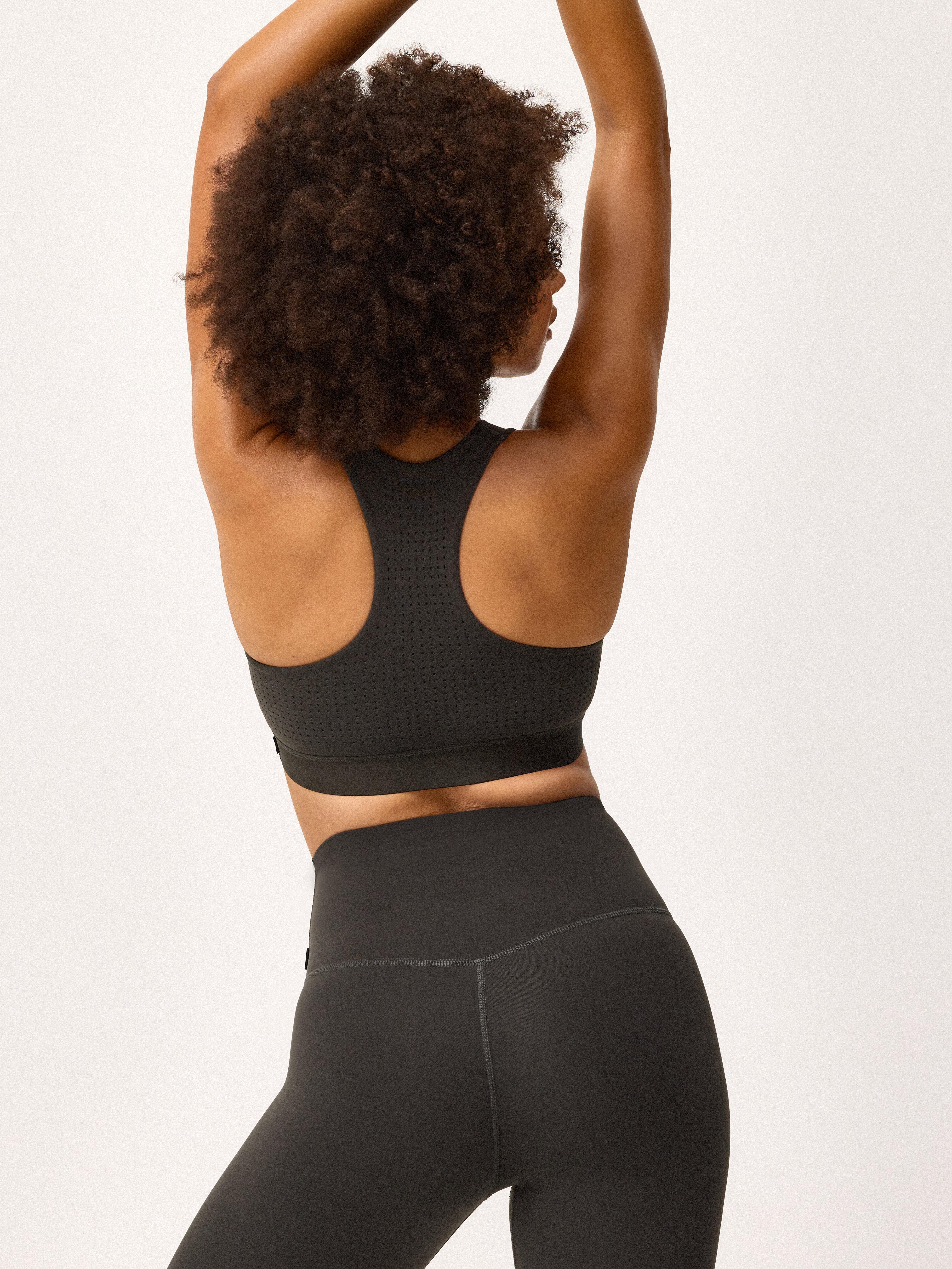 Closely - The Medium Support Sports Top Dark Grey