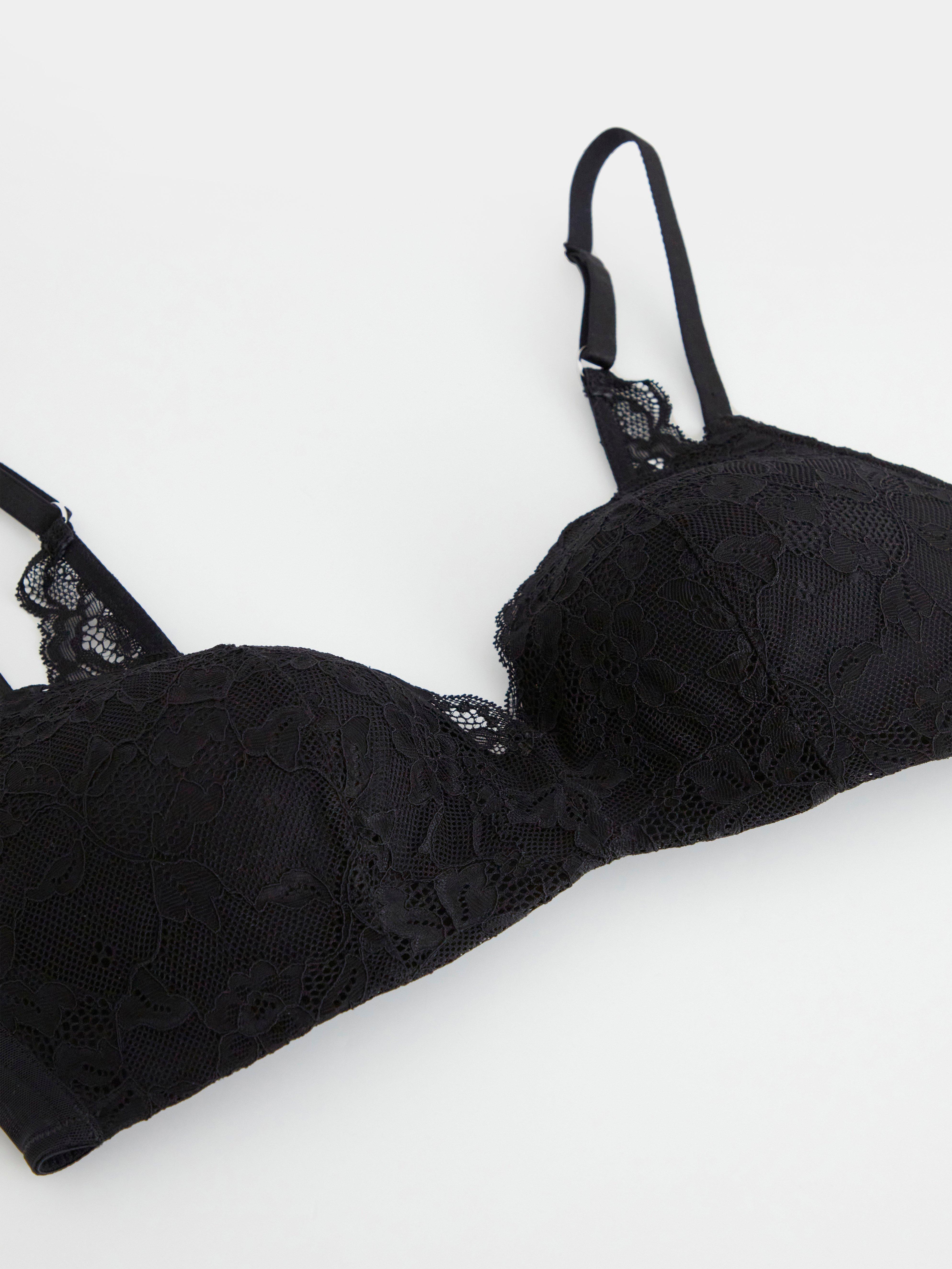 Flora wirefree bra with lace Black