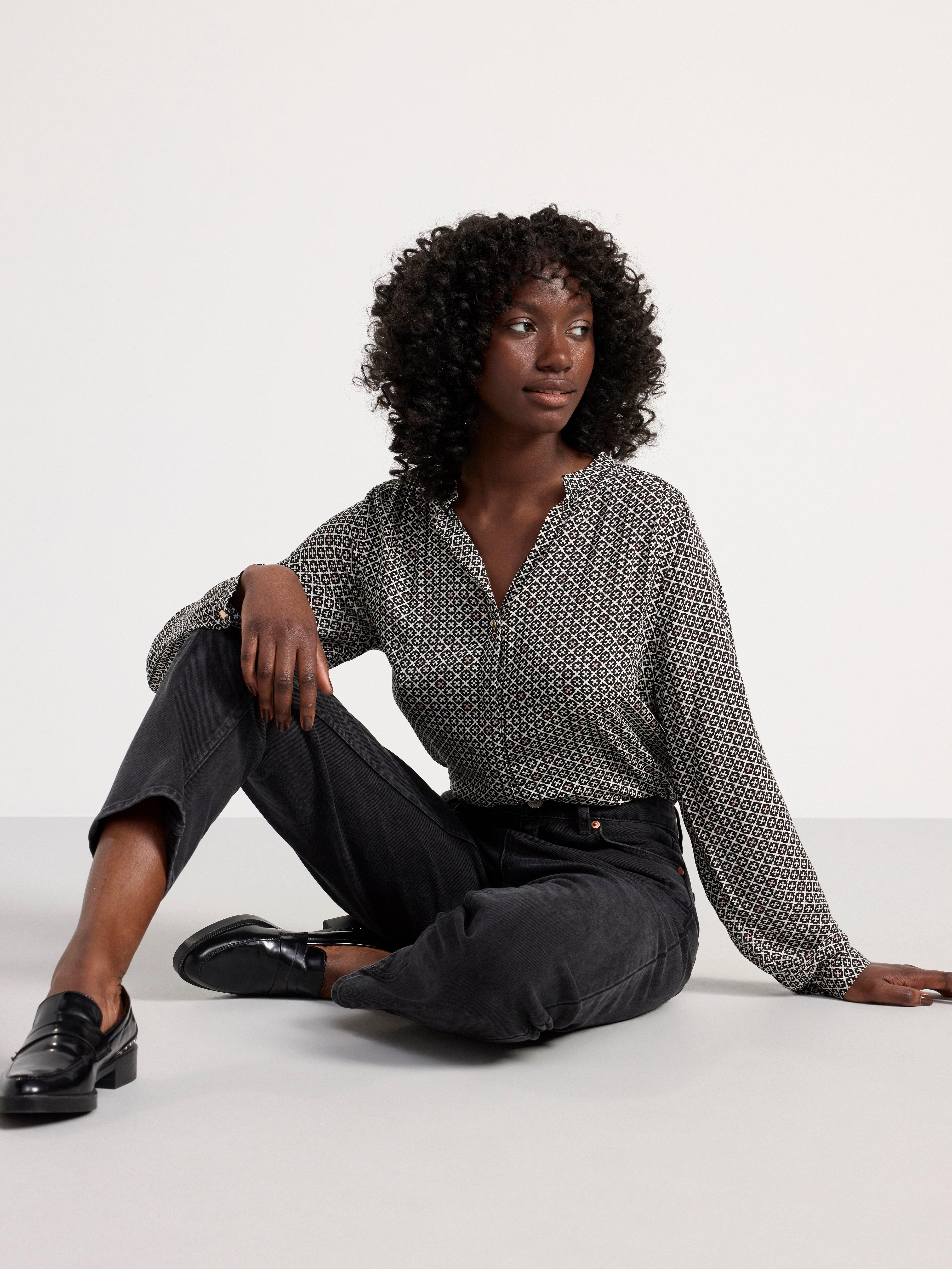 Blouse in viscose Black