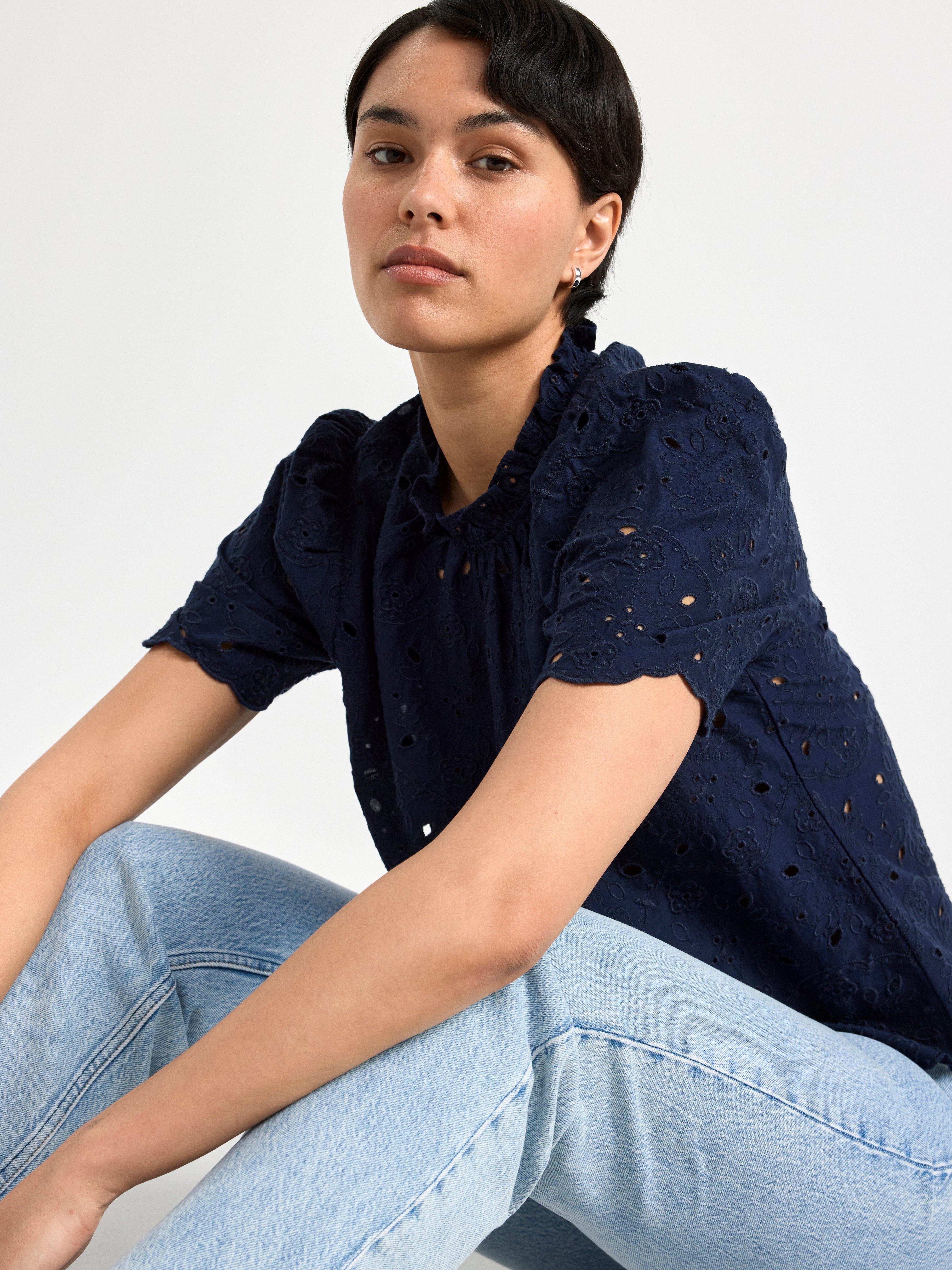 Blouse with broderie anglaise Navy