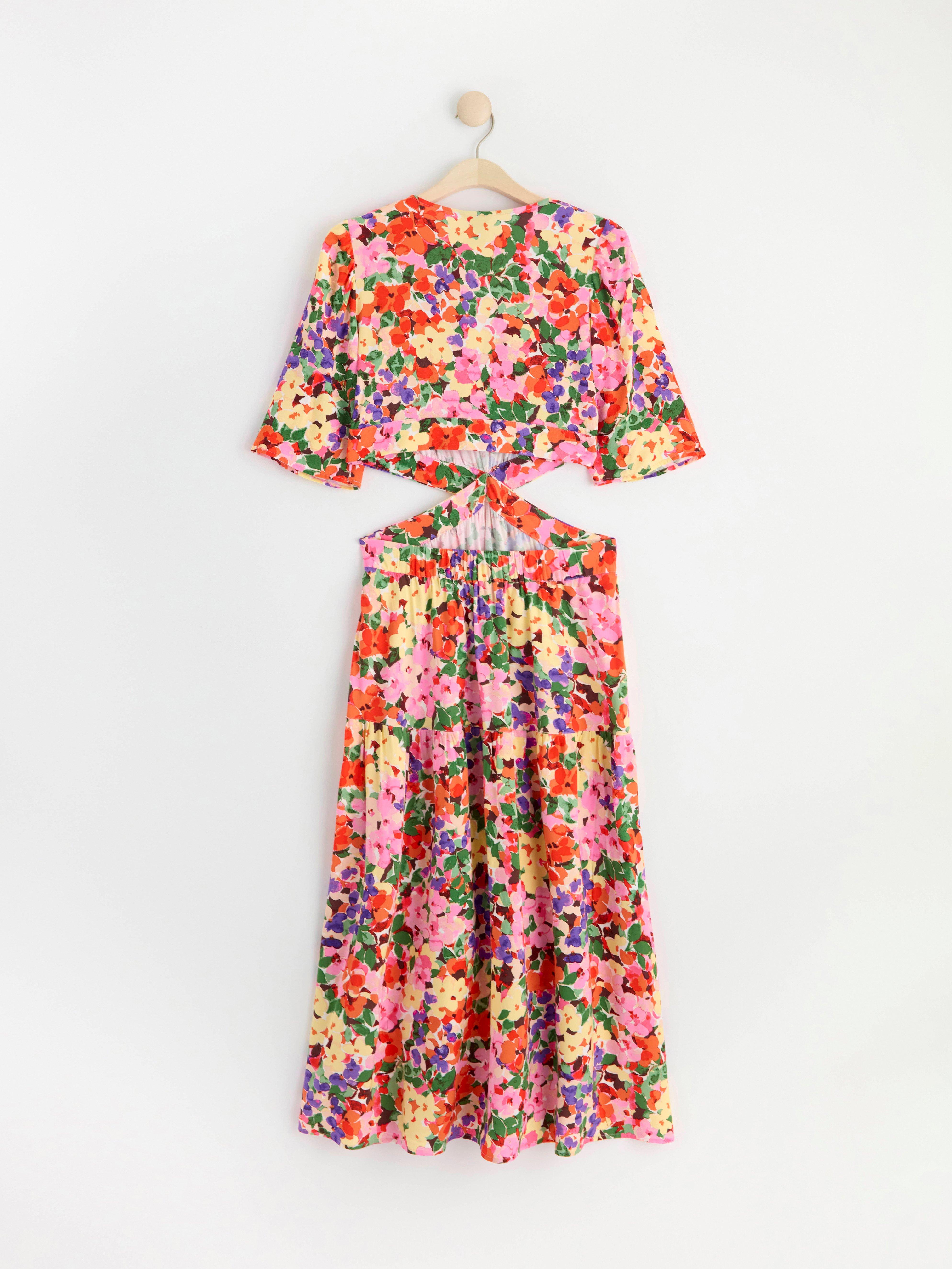 Short sleeve midi dress with cut outs pink