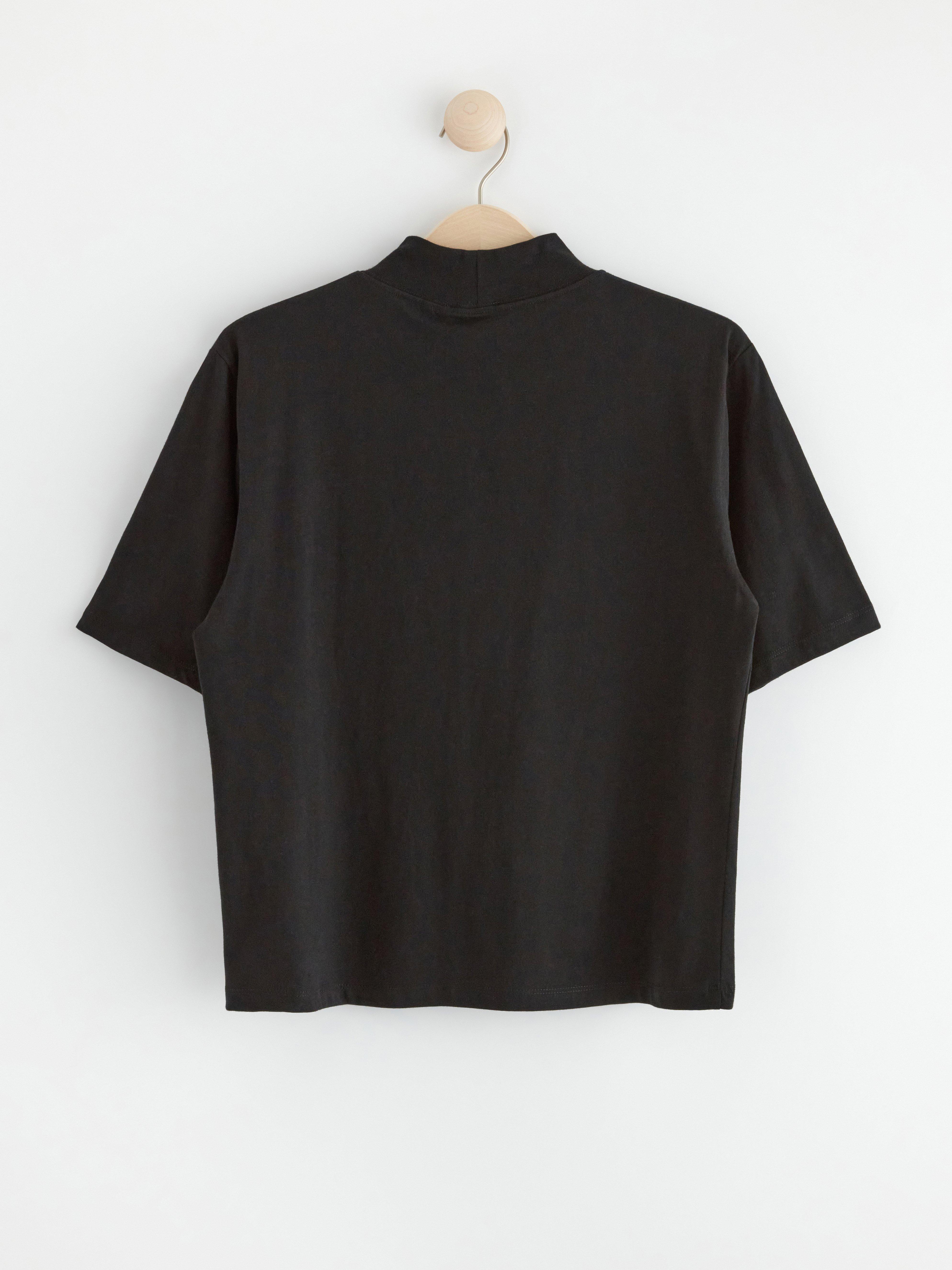 Short sleeve top with mock neck Black