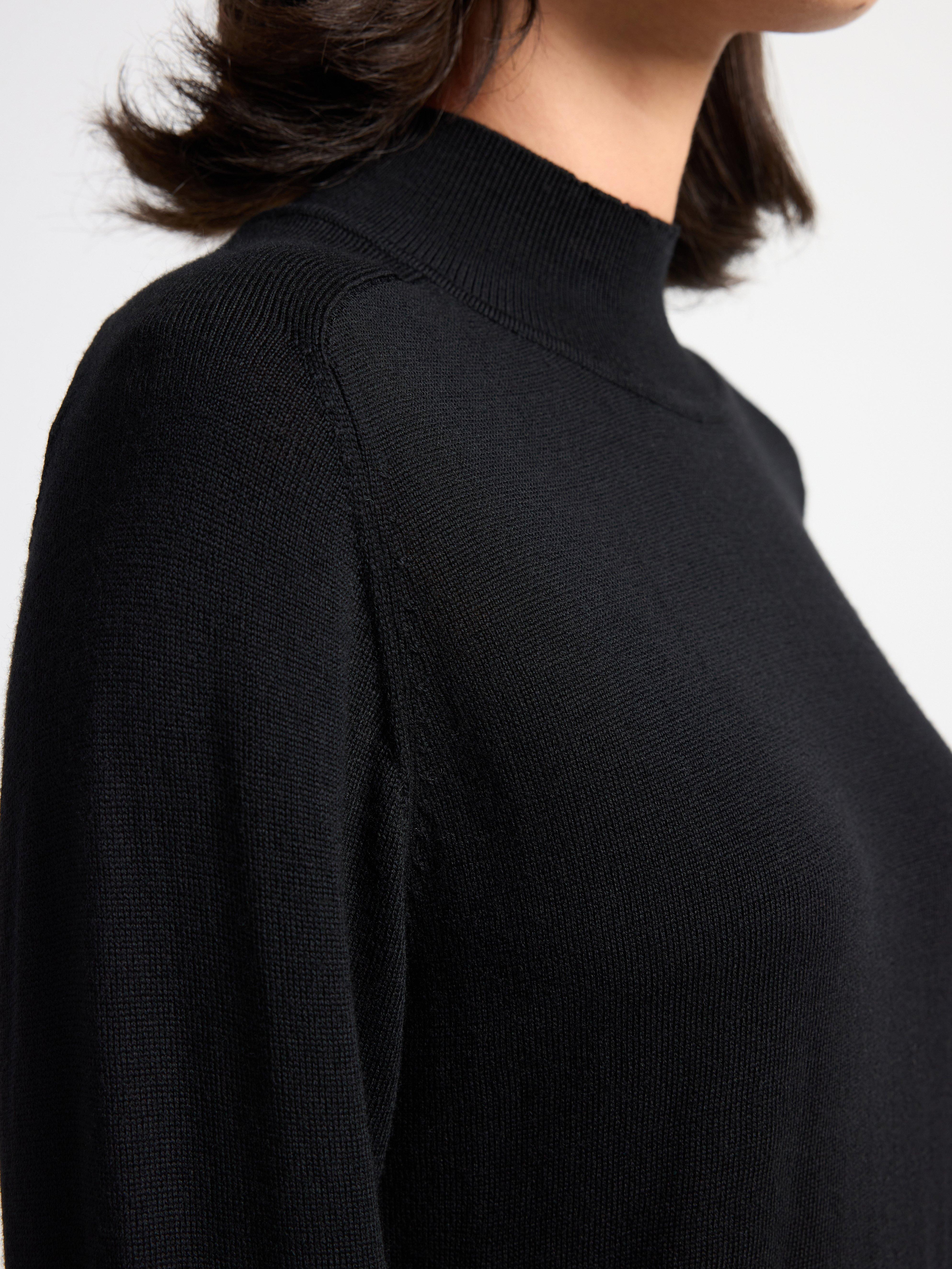 Knitted dress in merino wool Black