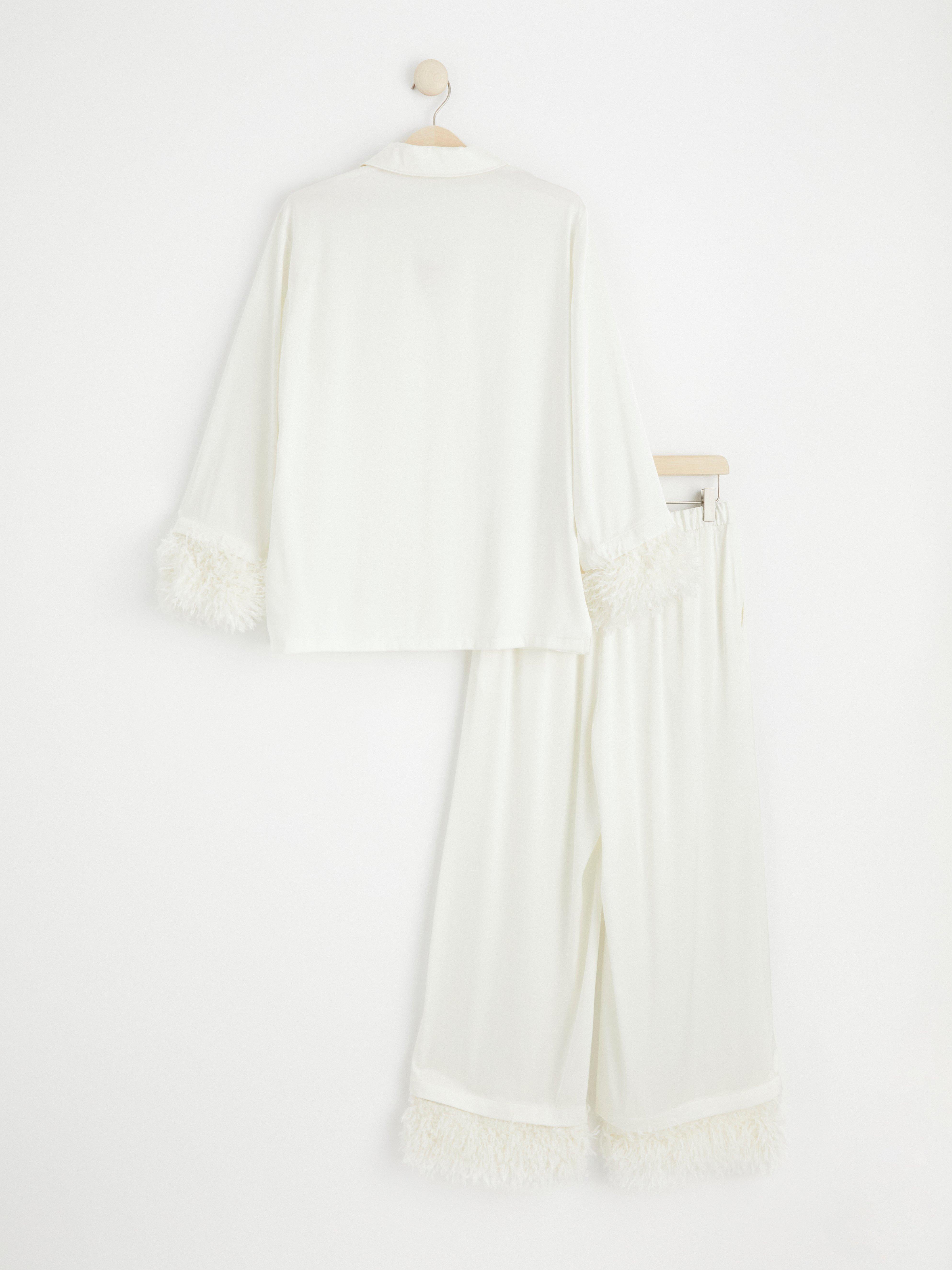 Satin pyjama set with faux feathers Light White