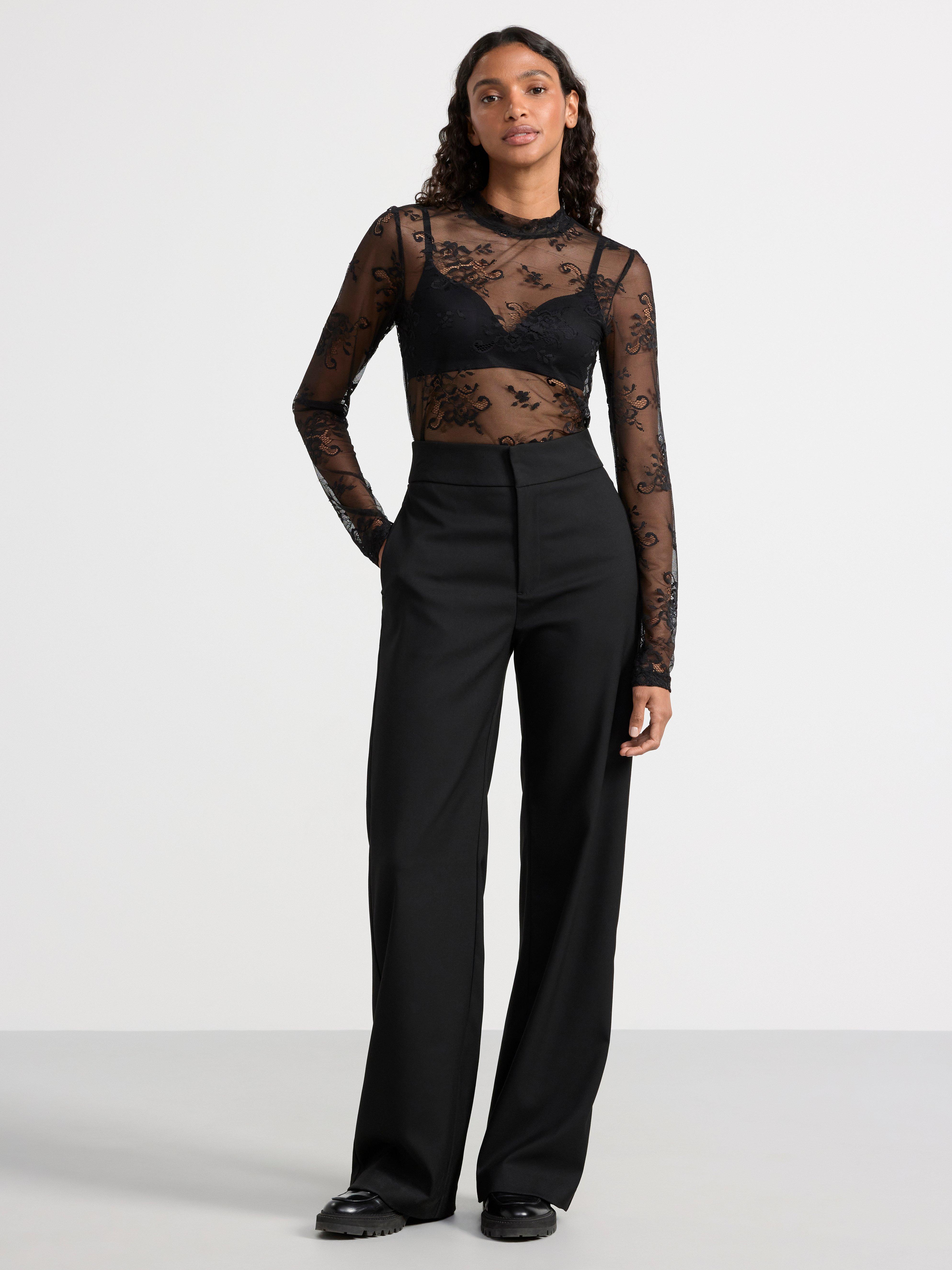 Long sleeve top in lace Black