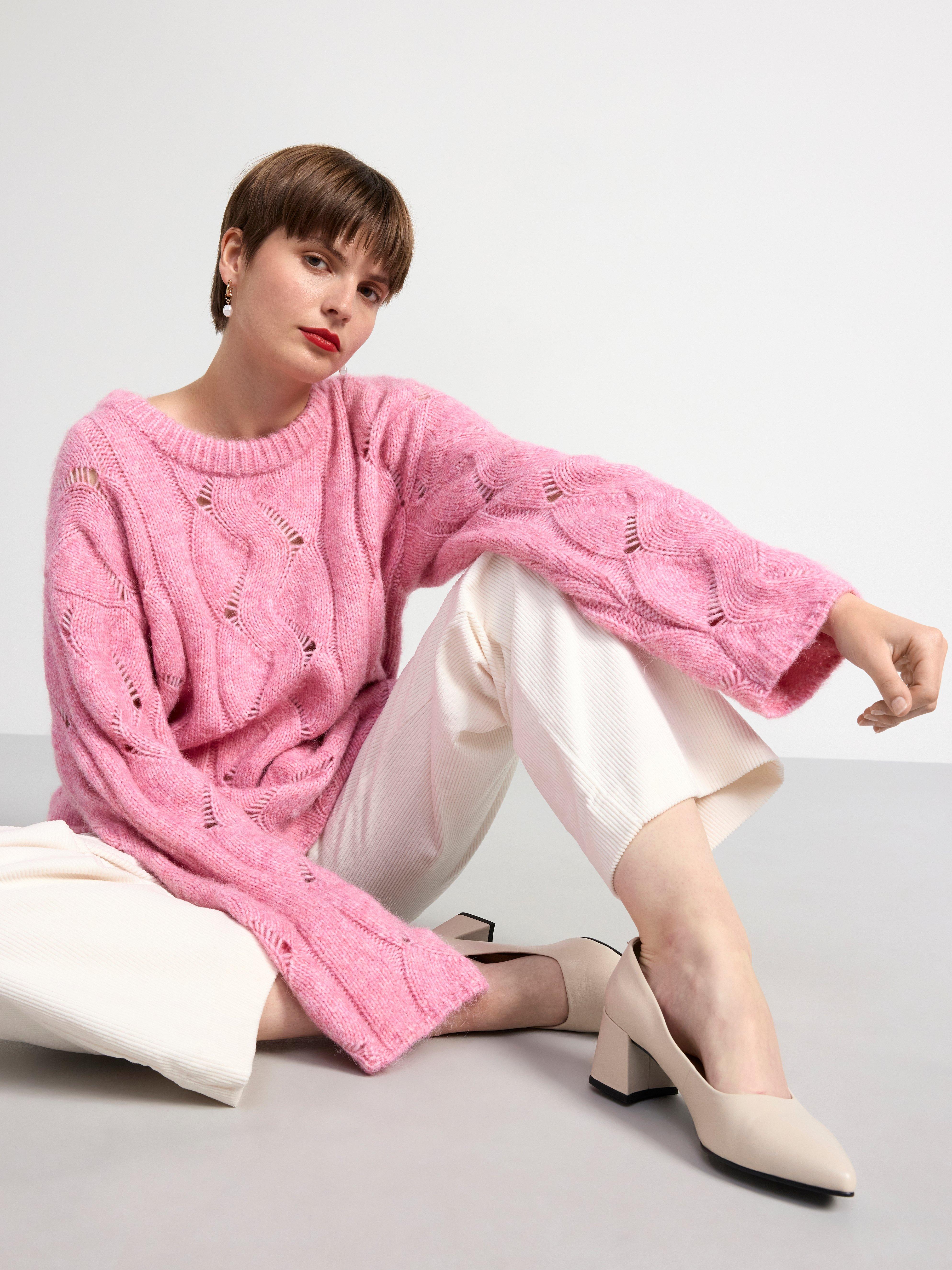 Knitted jumper pink