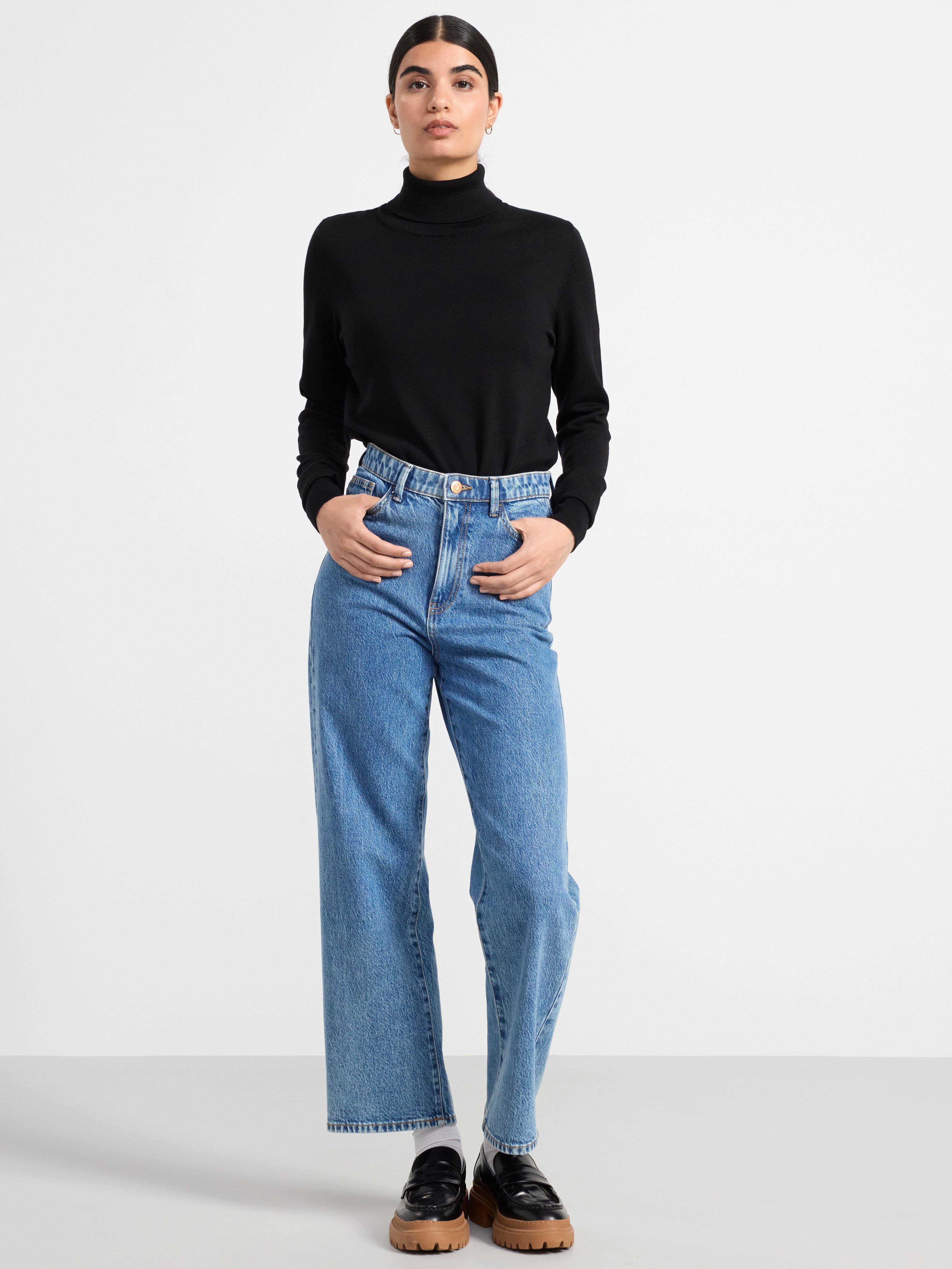 Fine-knit roll neck top Black