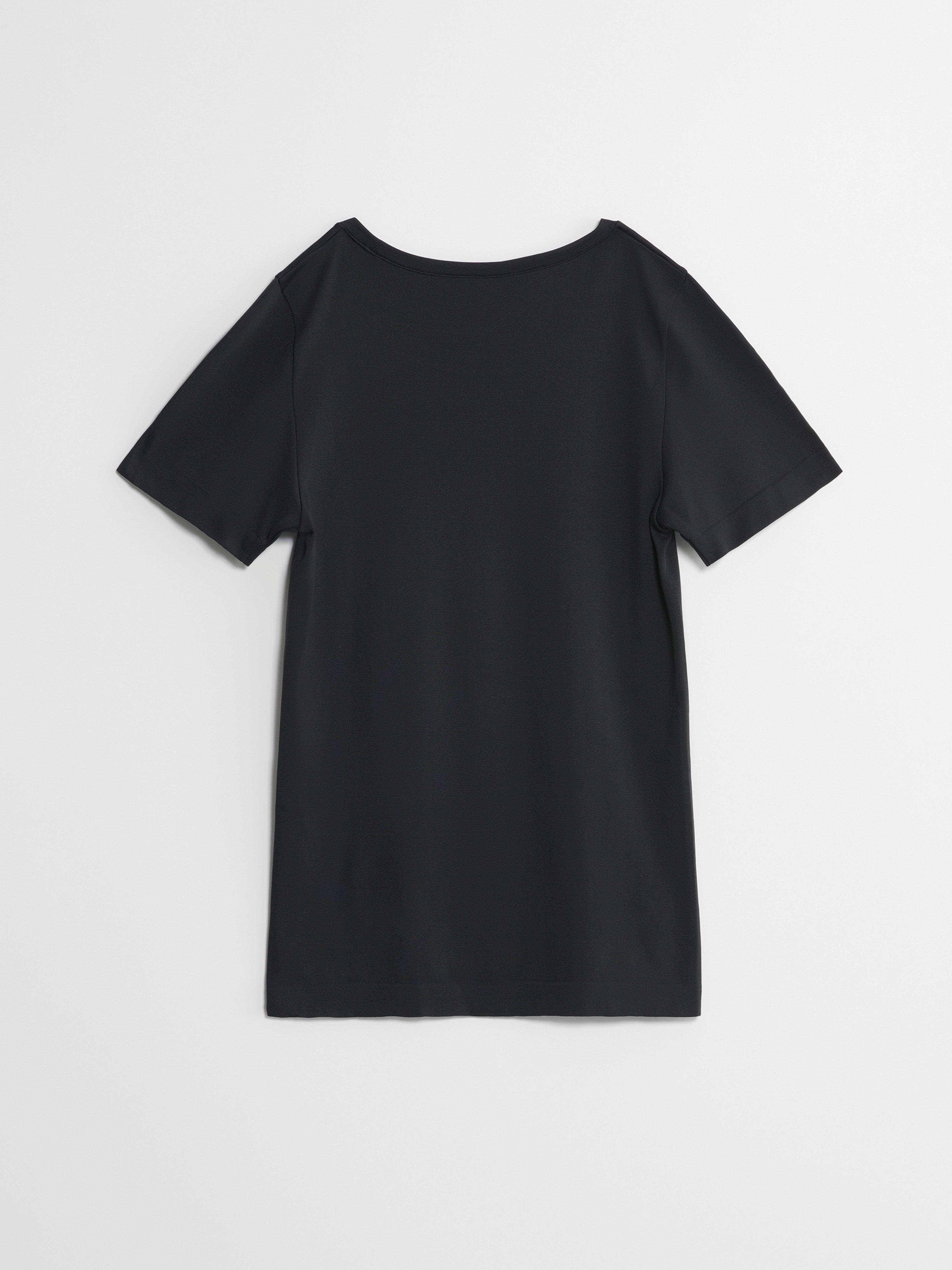 Engineered Anti-flush™️ Tee Black