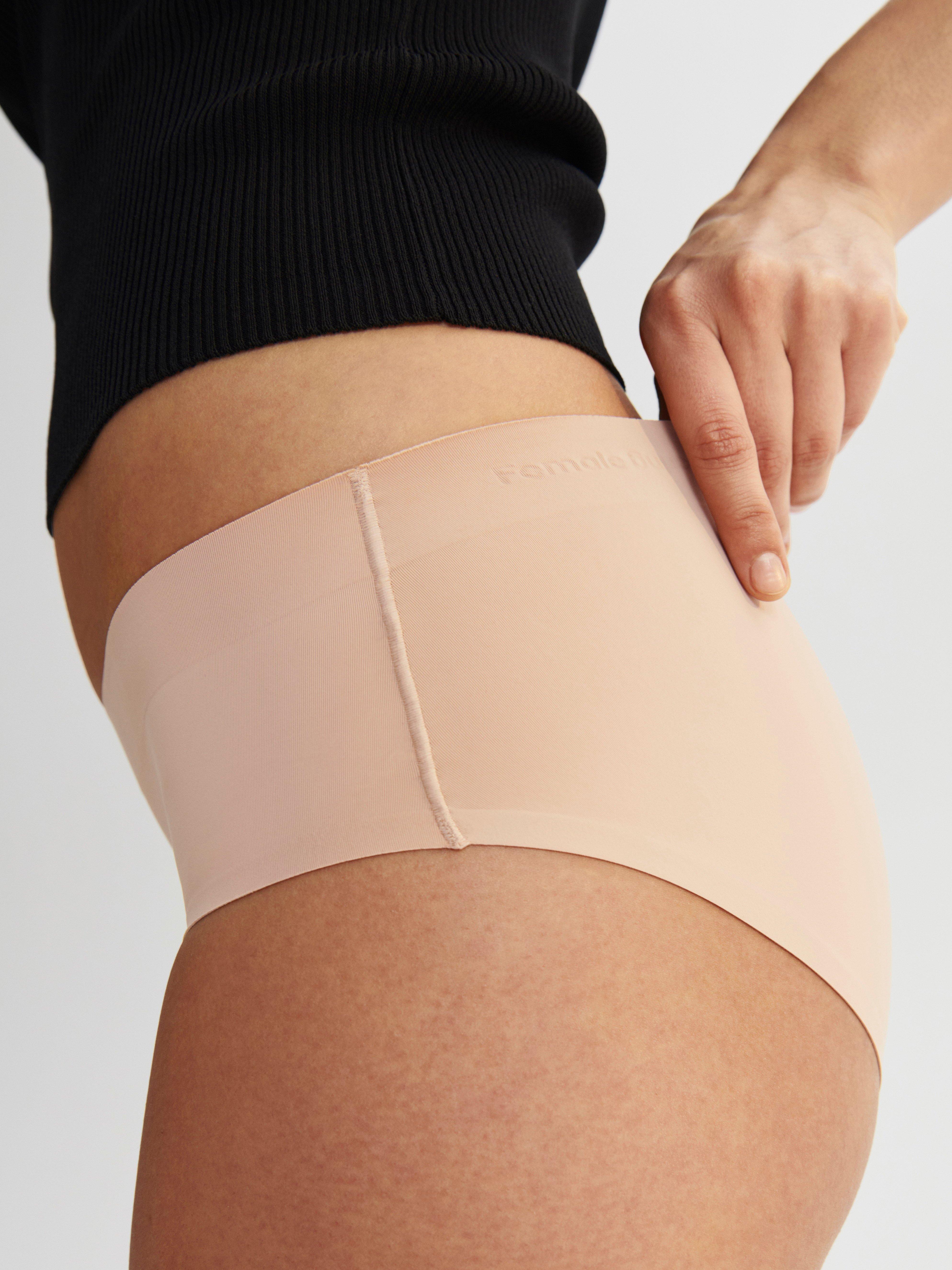 Engineered Hiphugger Period Proof – Period Panty Medium Absorbency Beige