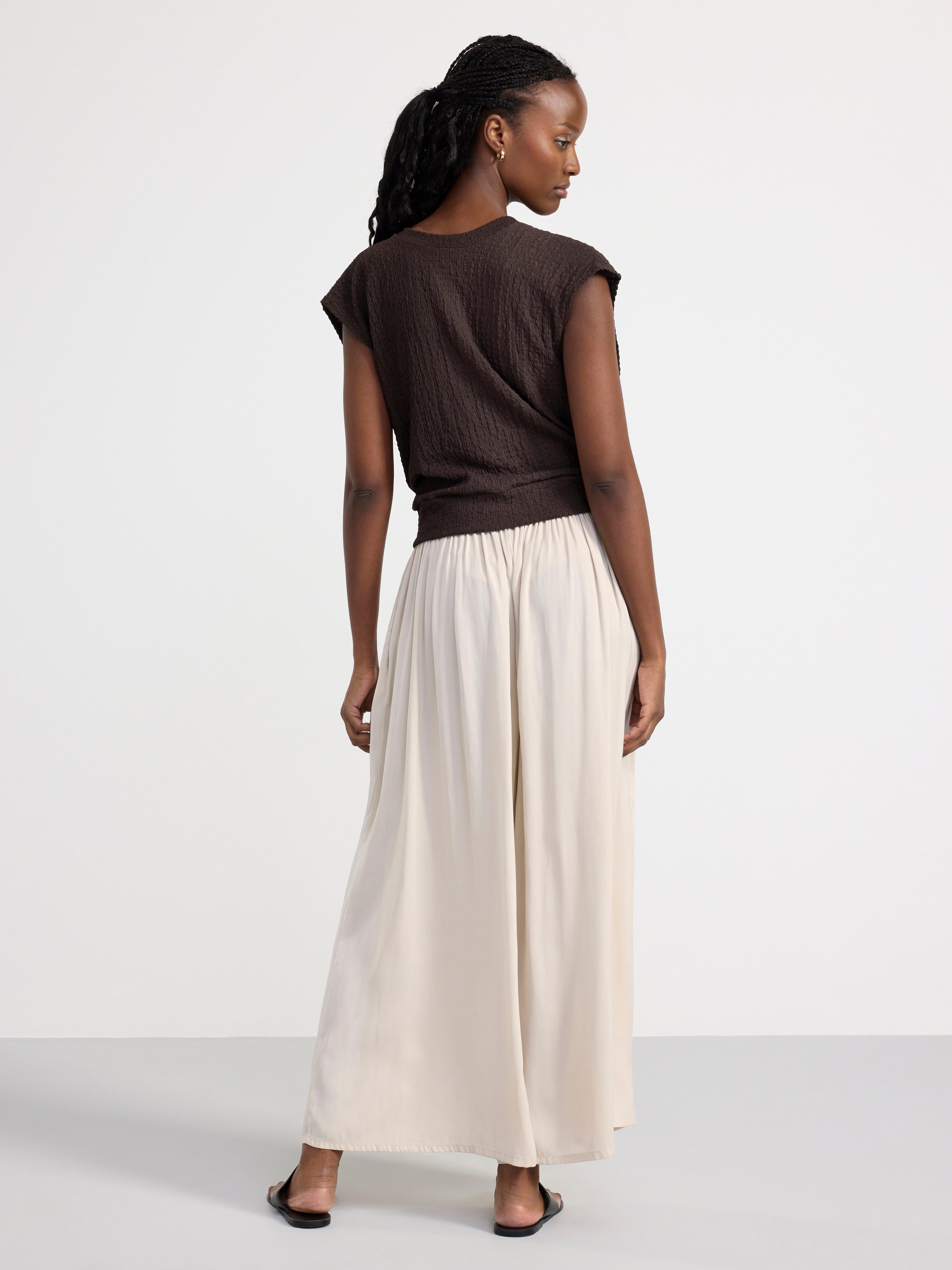Textured short sleeve top Brown
