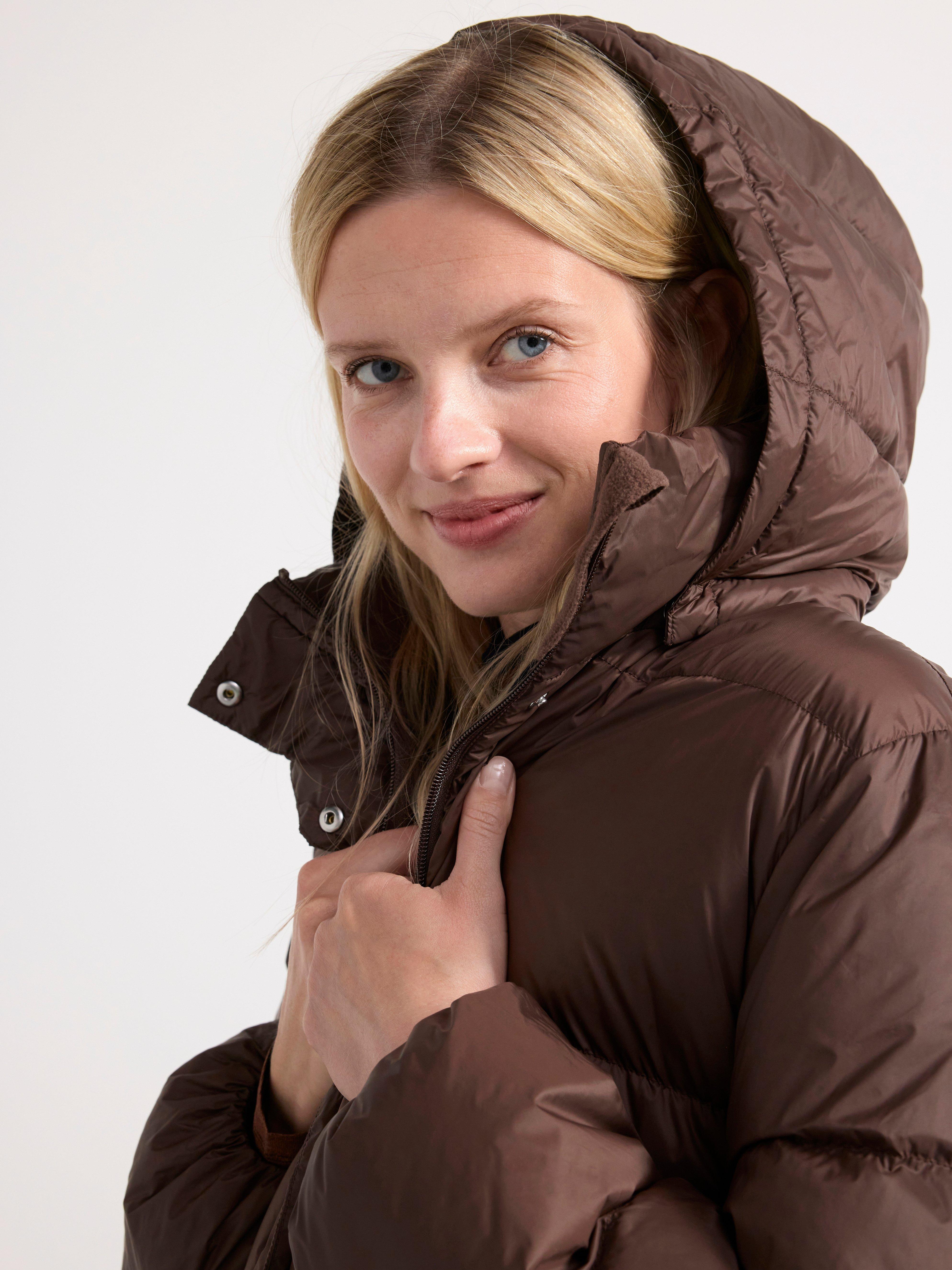 Down coat in recycled down Dark Brown