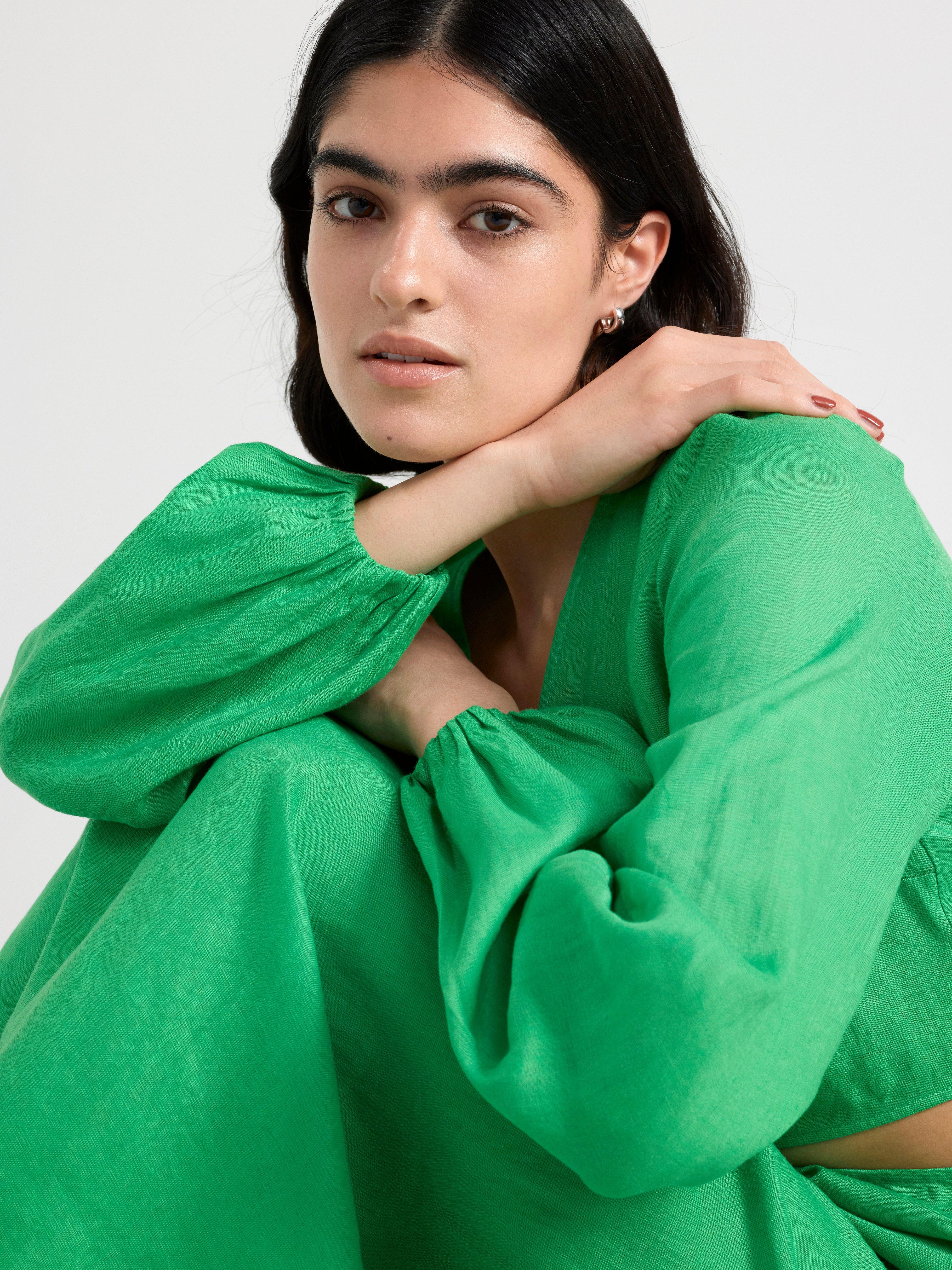 Linen cut out dress Green