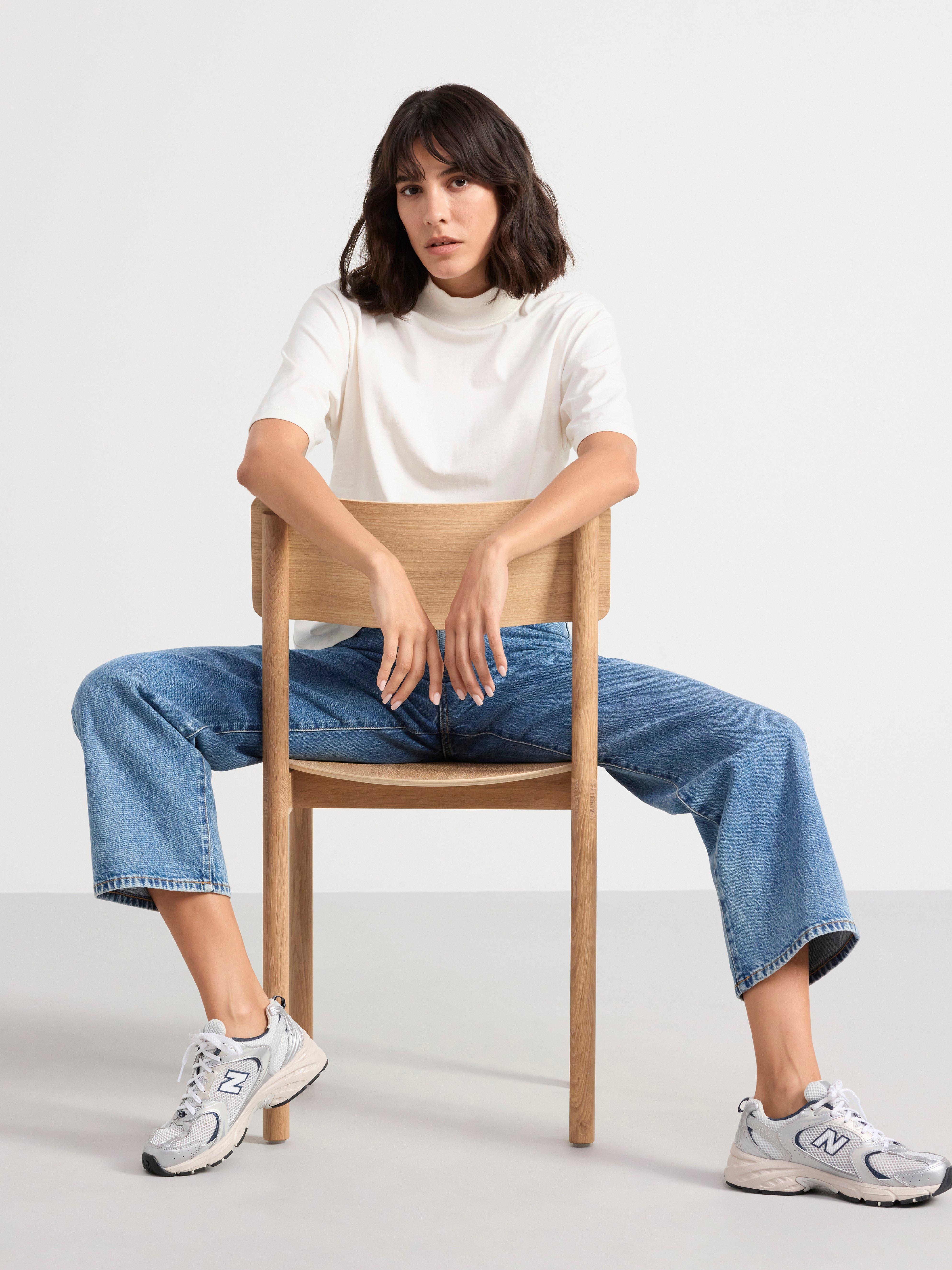 Short sleeve top with mock neck Light White