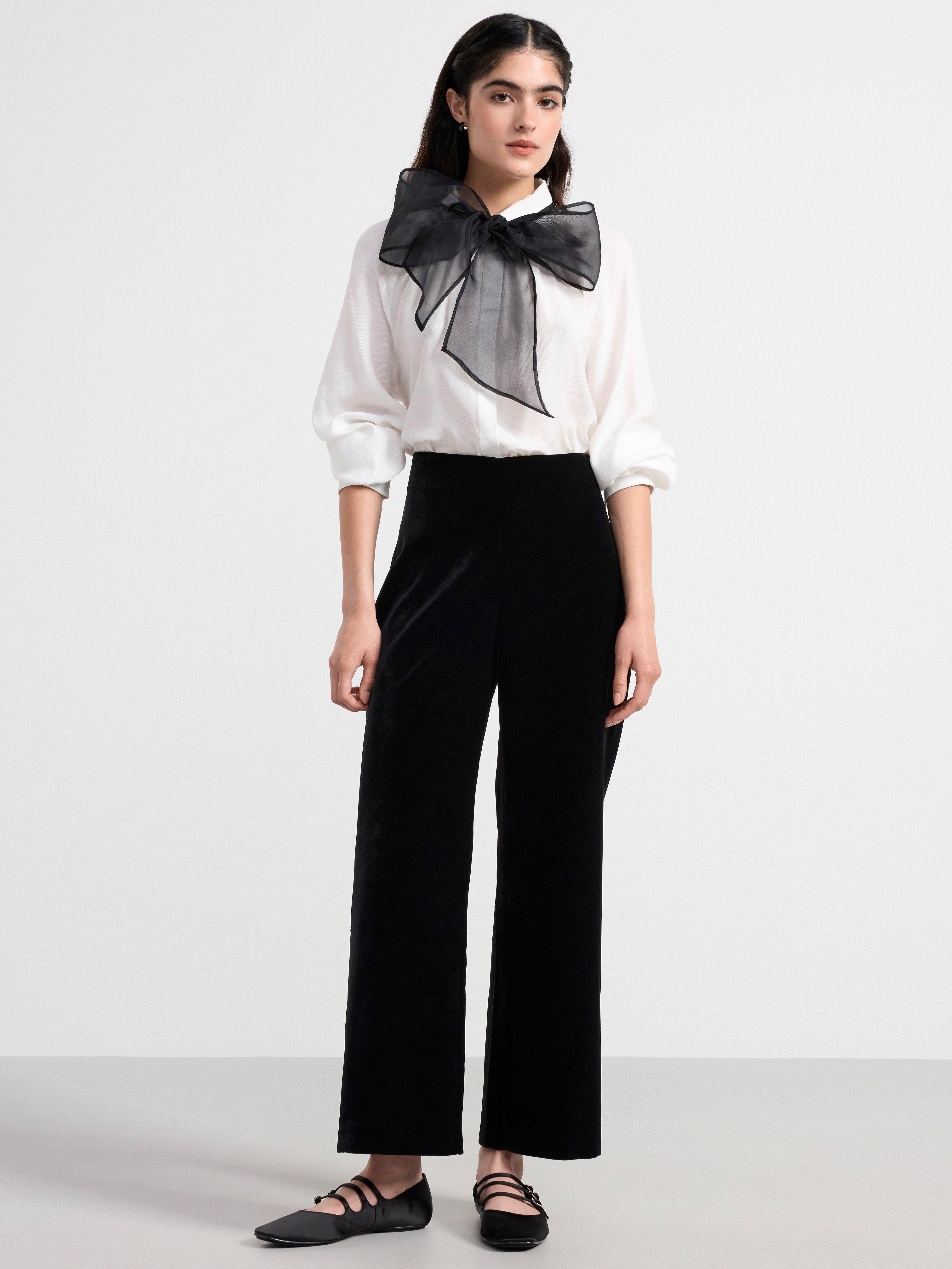 LYKKE Wide high waist cropped velvet trousers Black