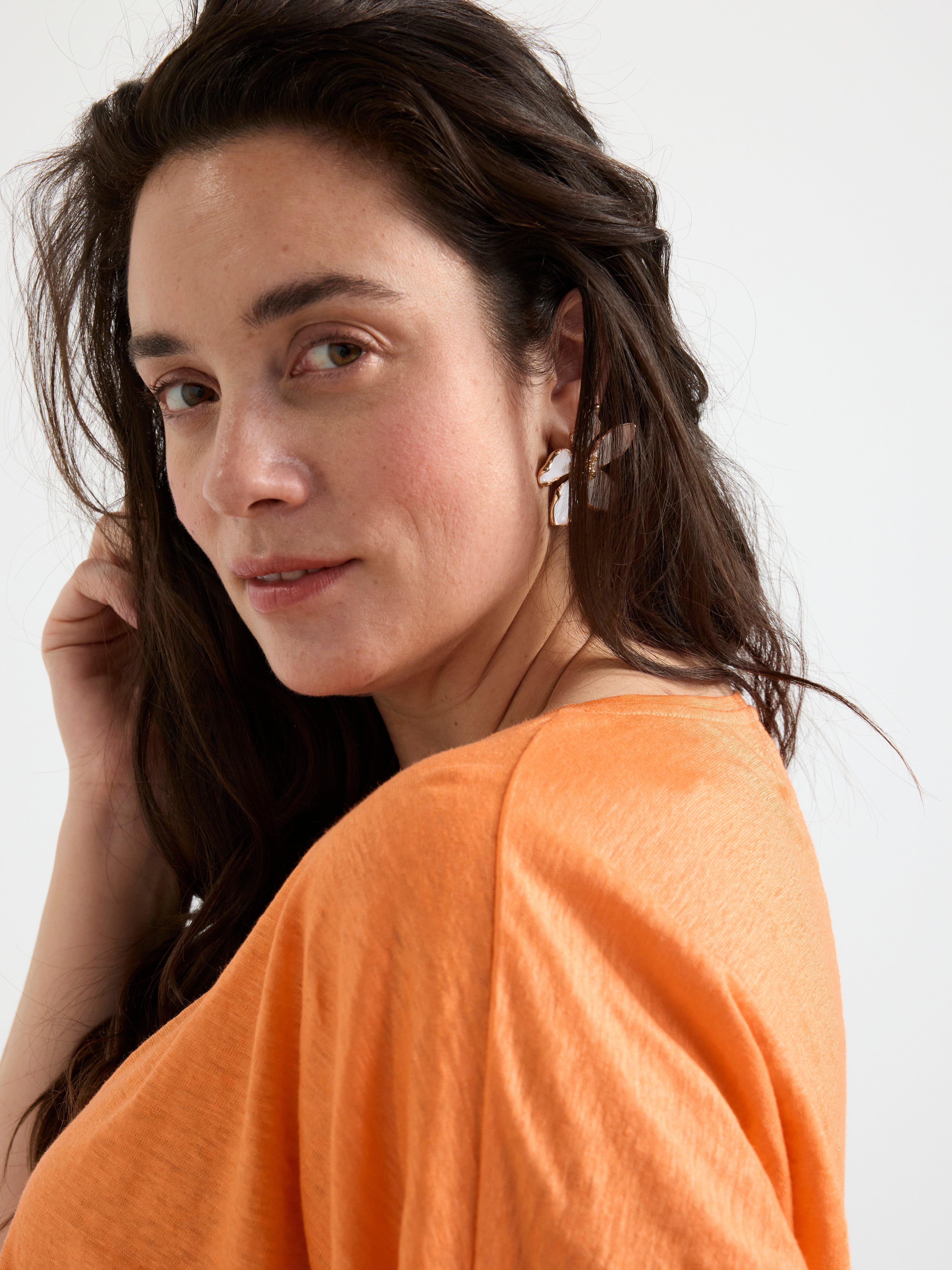 Short sleeve v-neck linen top Light Orange