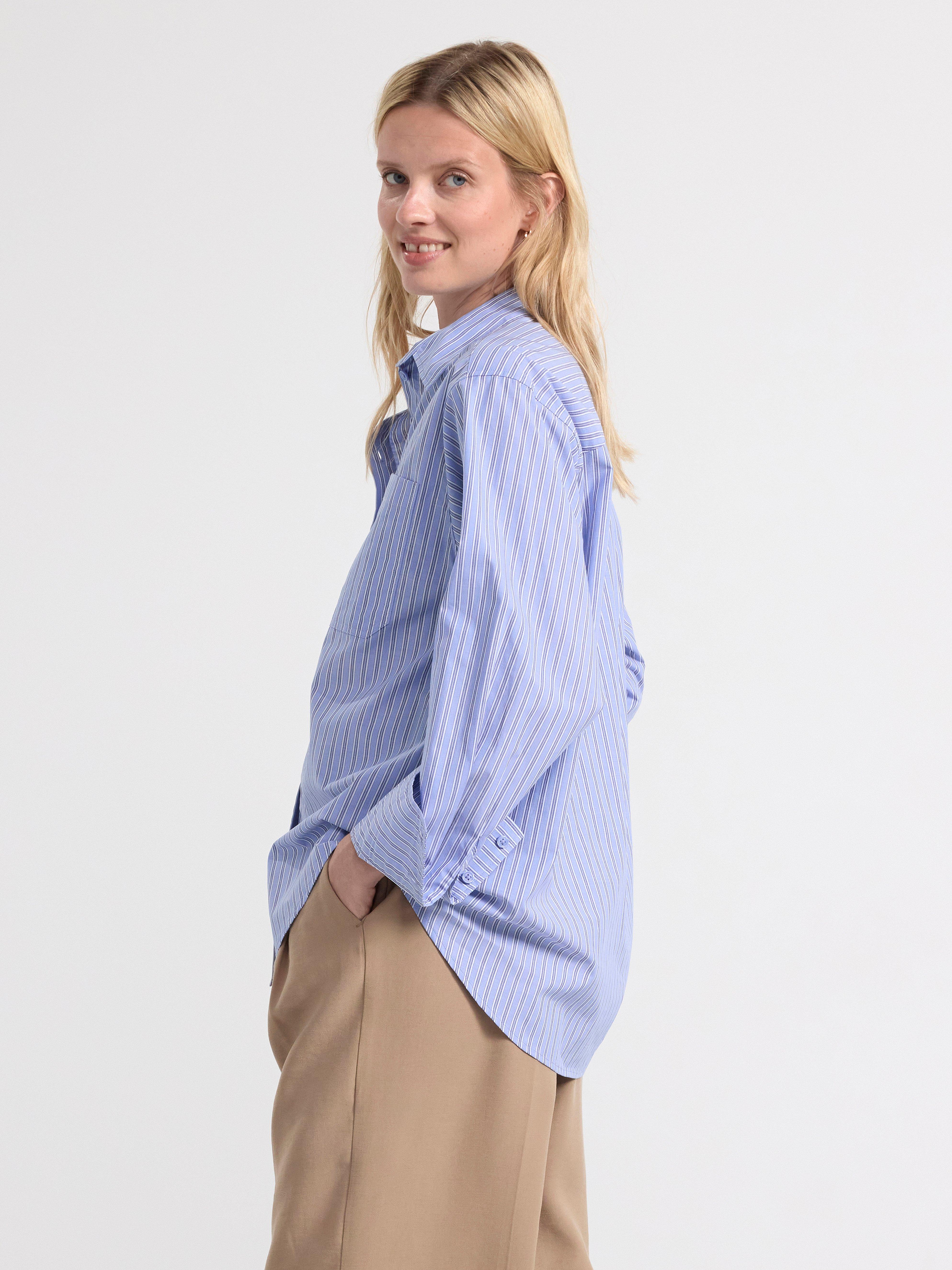Long sleeve shirt blue