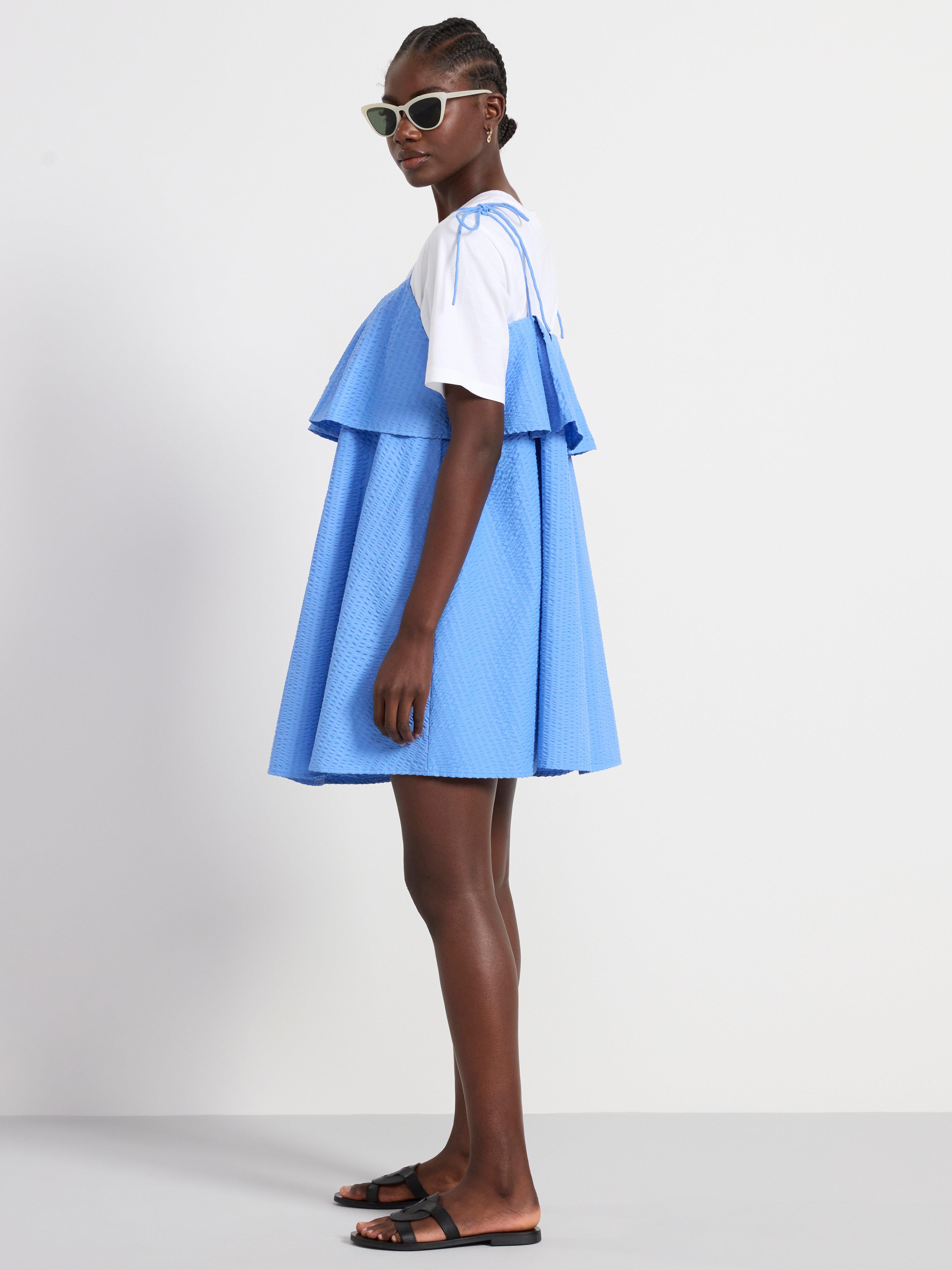 Seersucker dress – Curated by Elsa & Sofia Blue