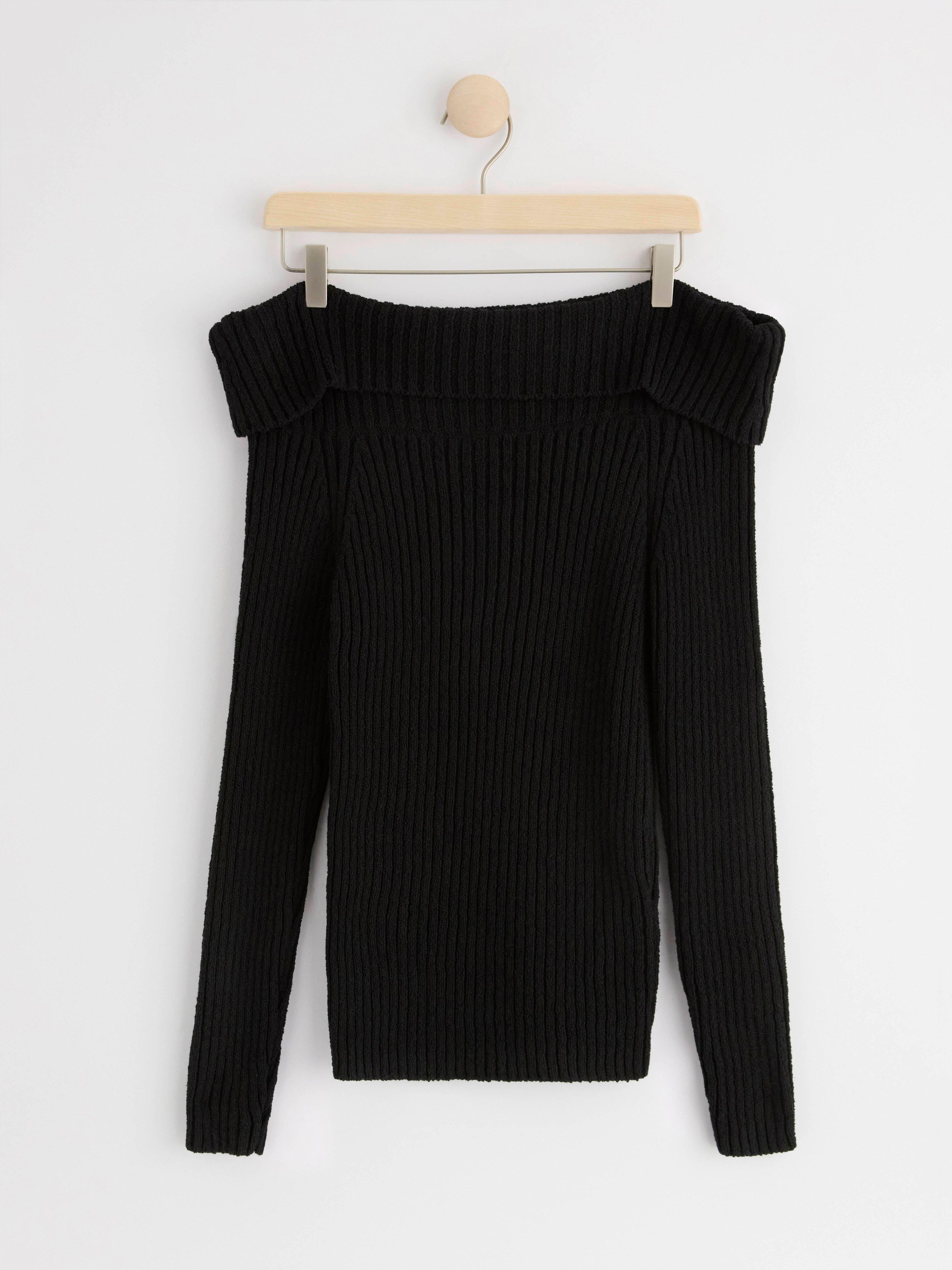 Rib-knitted off-shoulder top Black