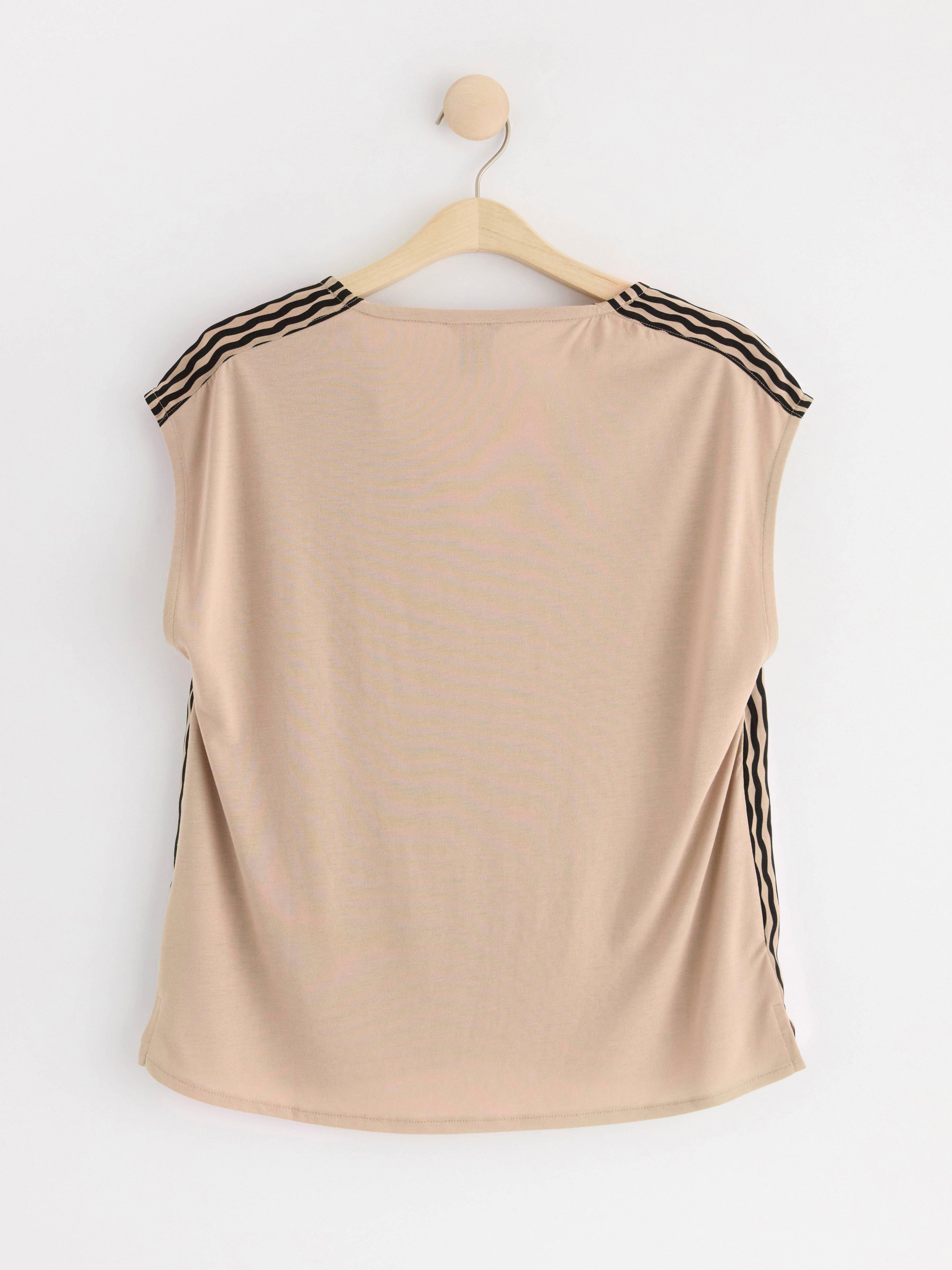 Top with v-neck Dusty Beige