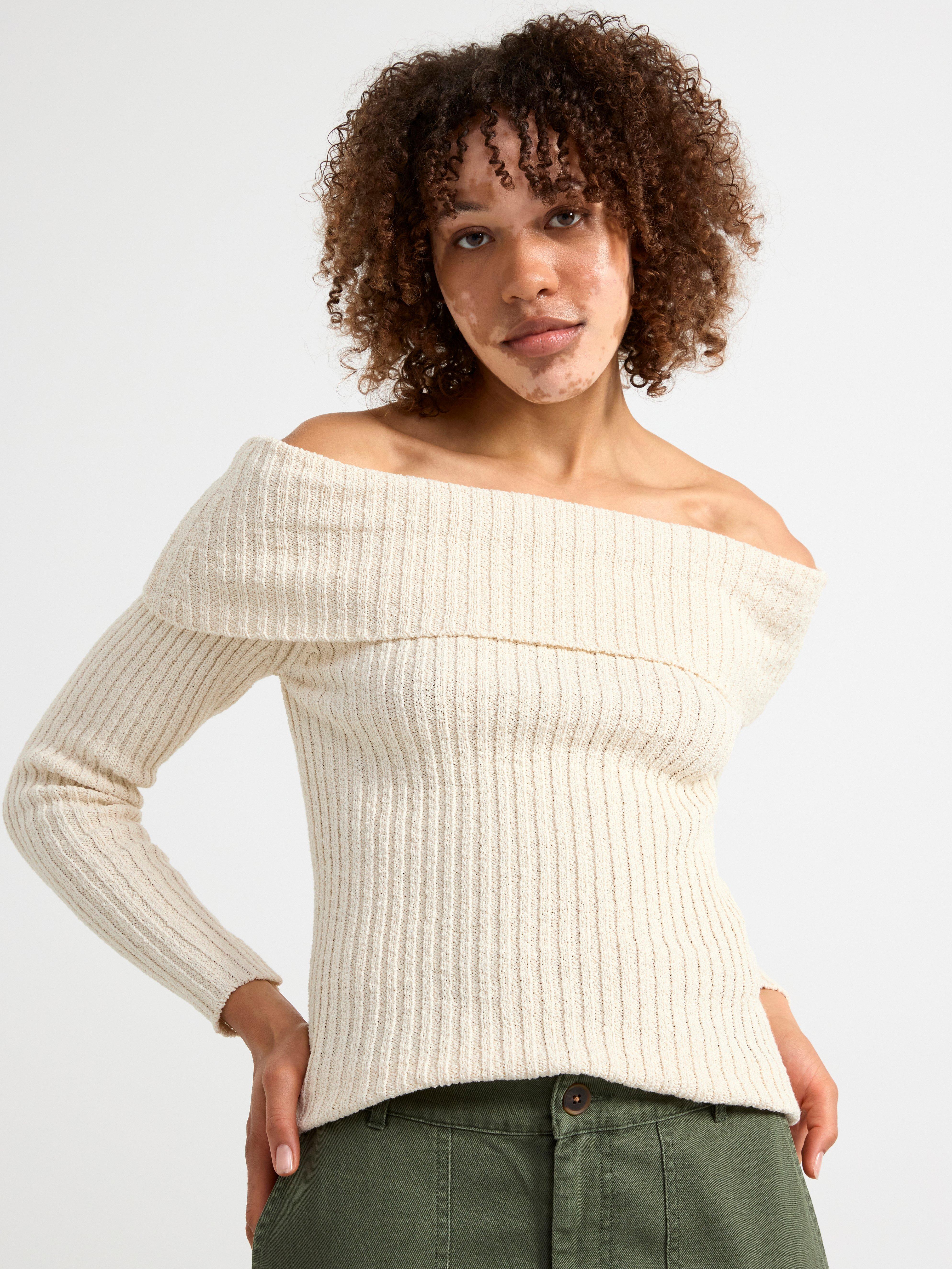 Rib-knitted off-shoulder top white