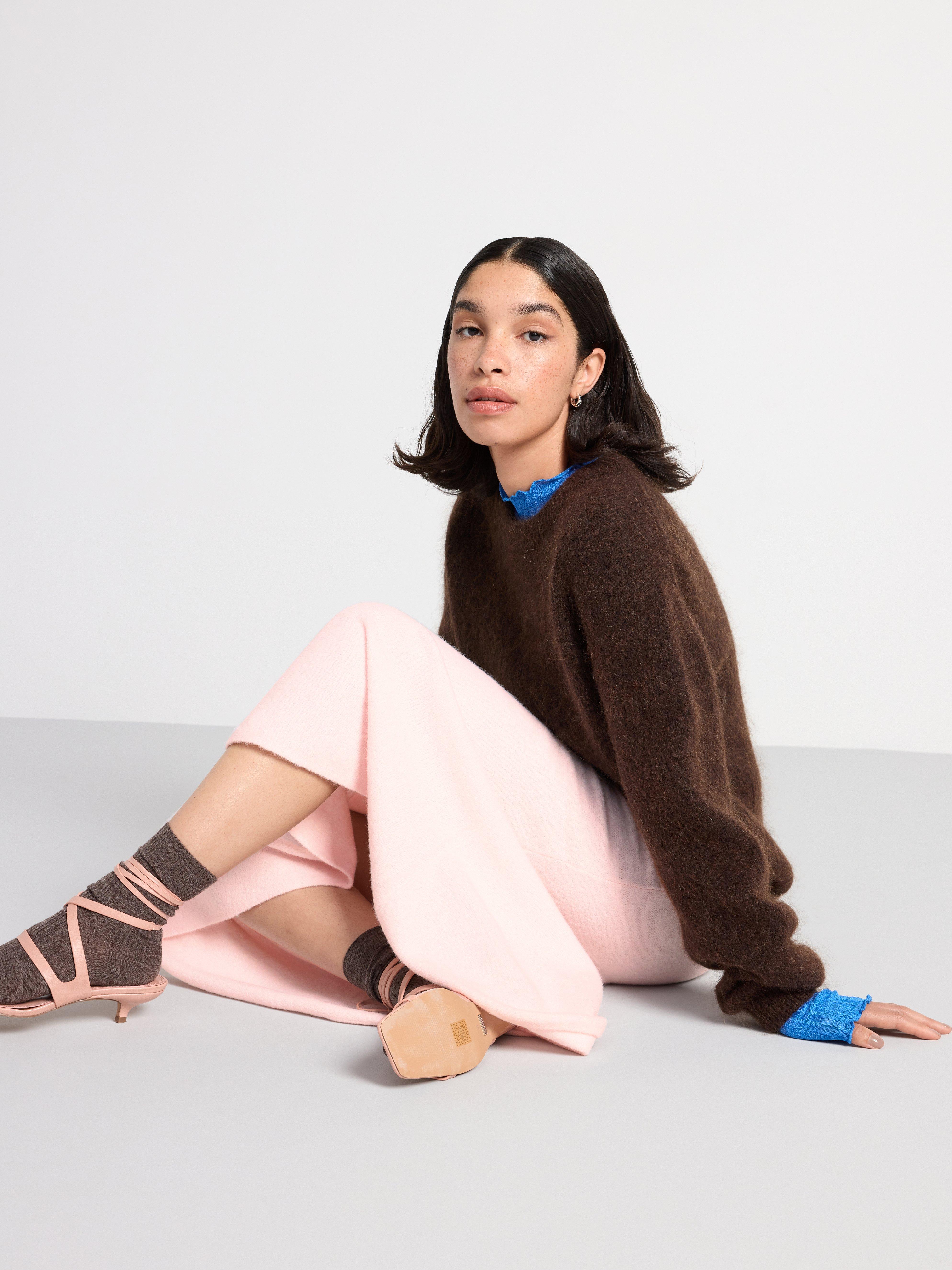 Knitted jumper in mohair blend brown