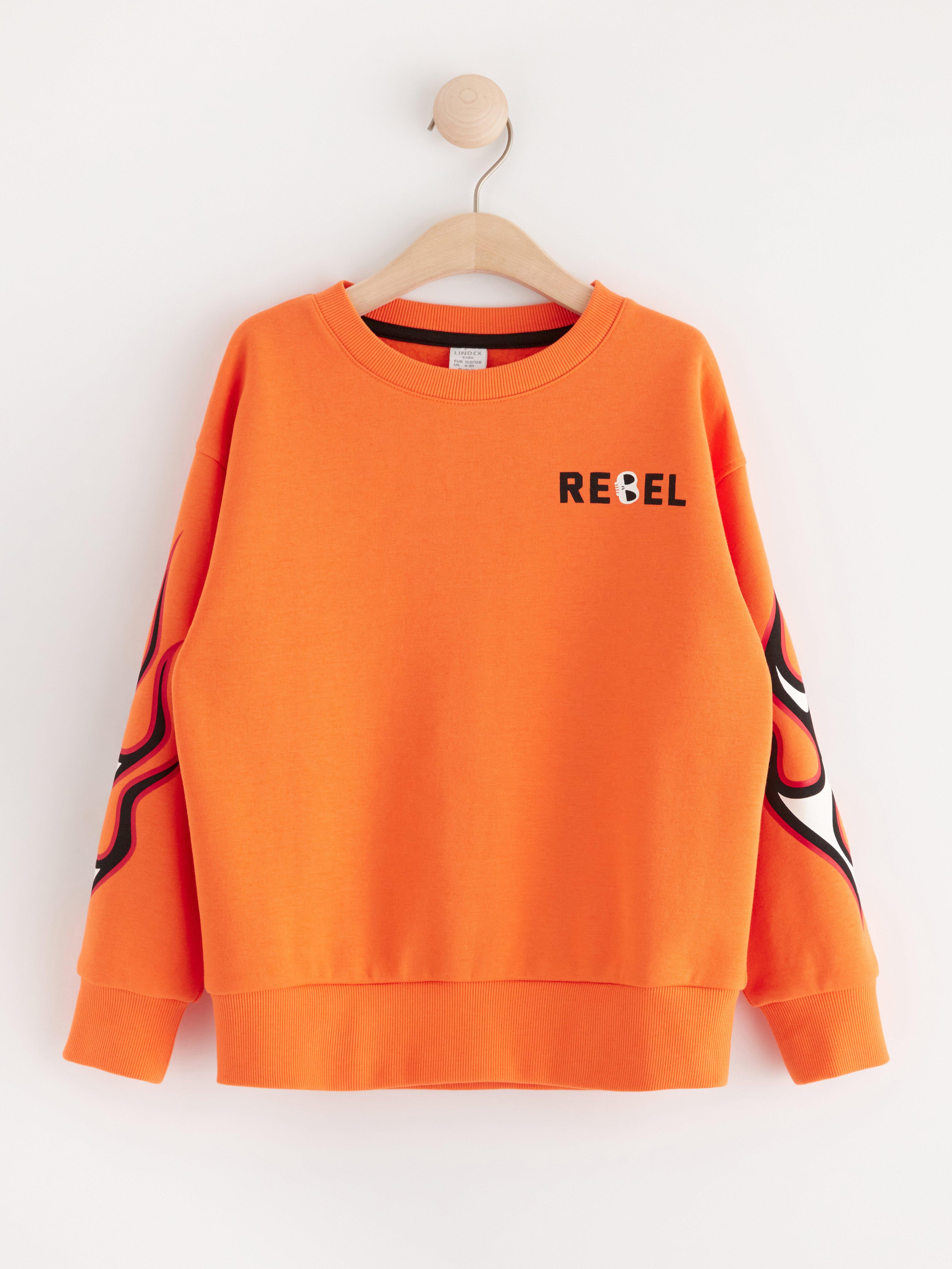 Sweatshirt with flames orange