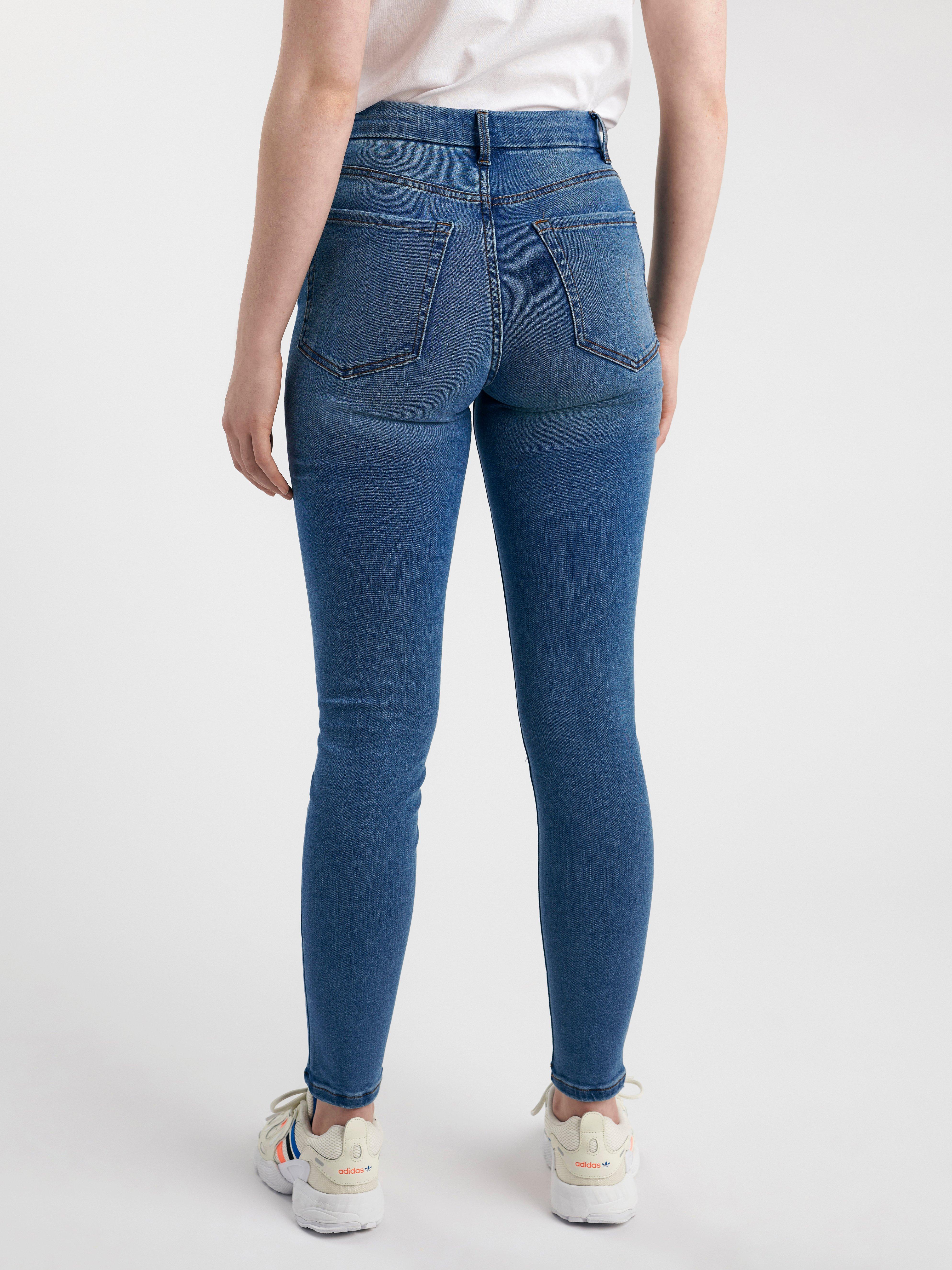 CLARA Curve super stretch jeans with high waist Denim