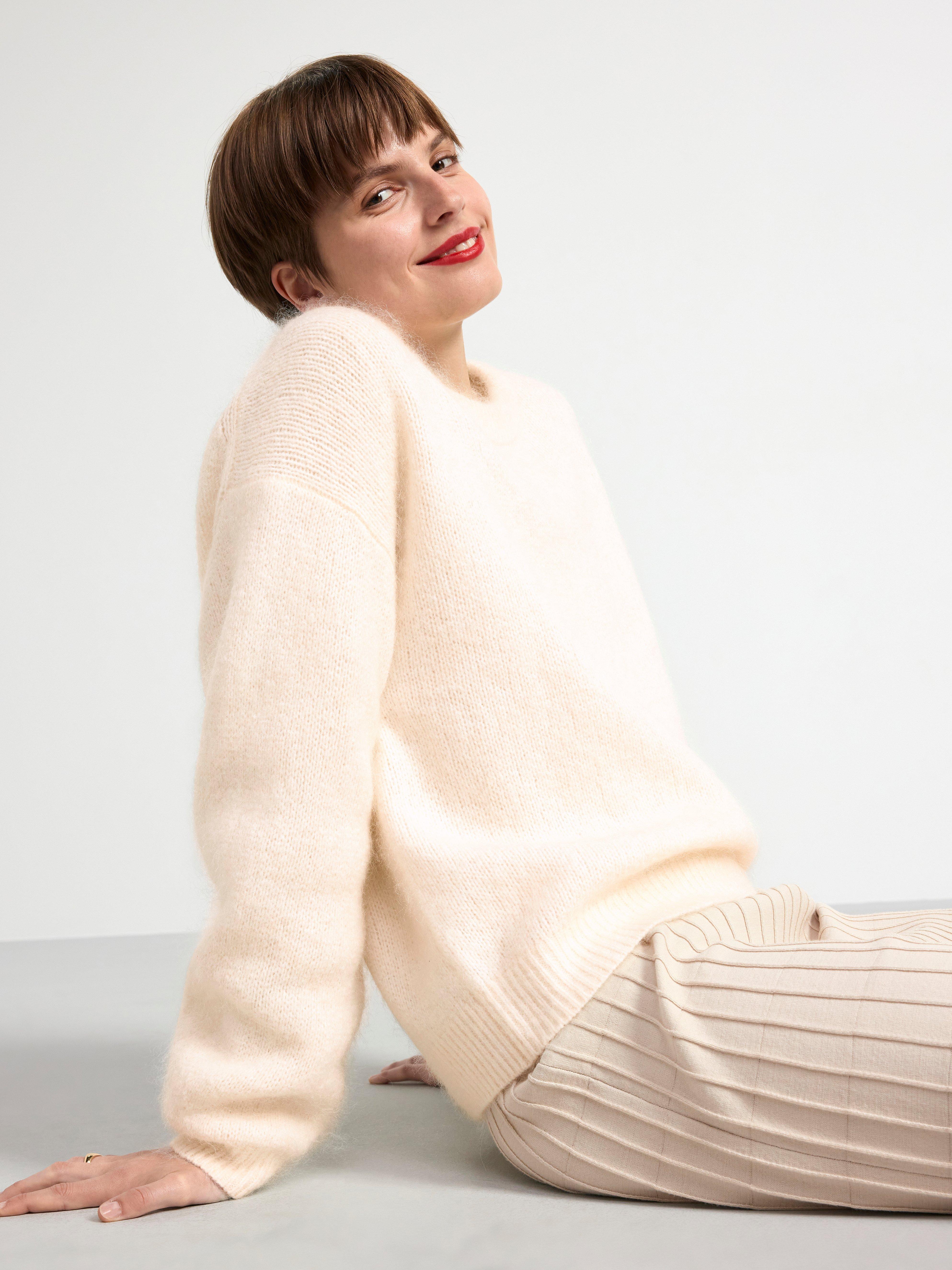Knitted jumper in mohair blend Off White