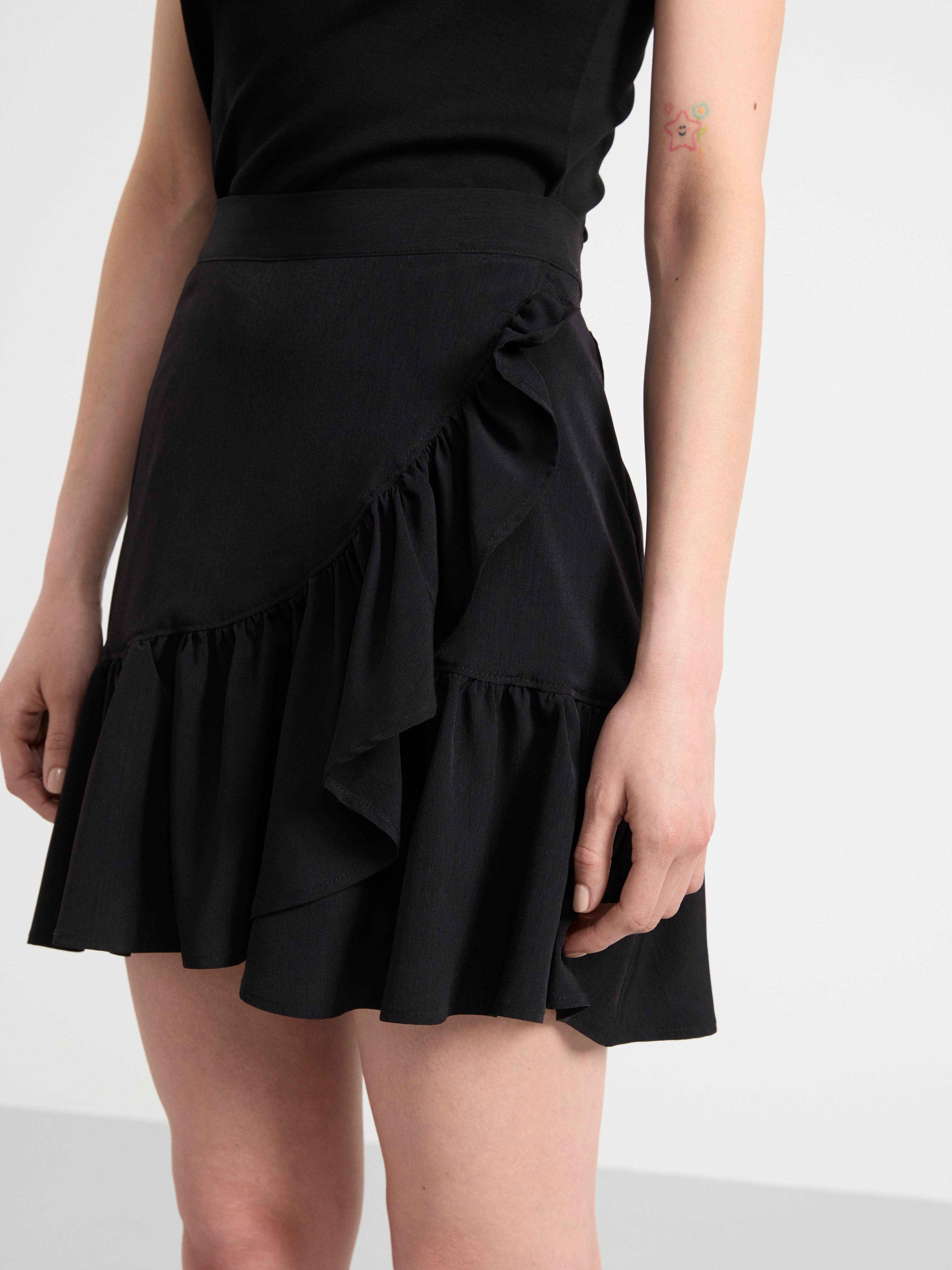 Mini skirt with flounces Black