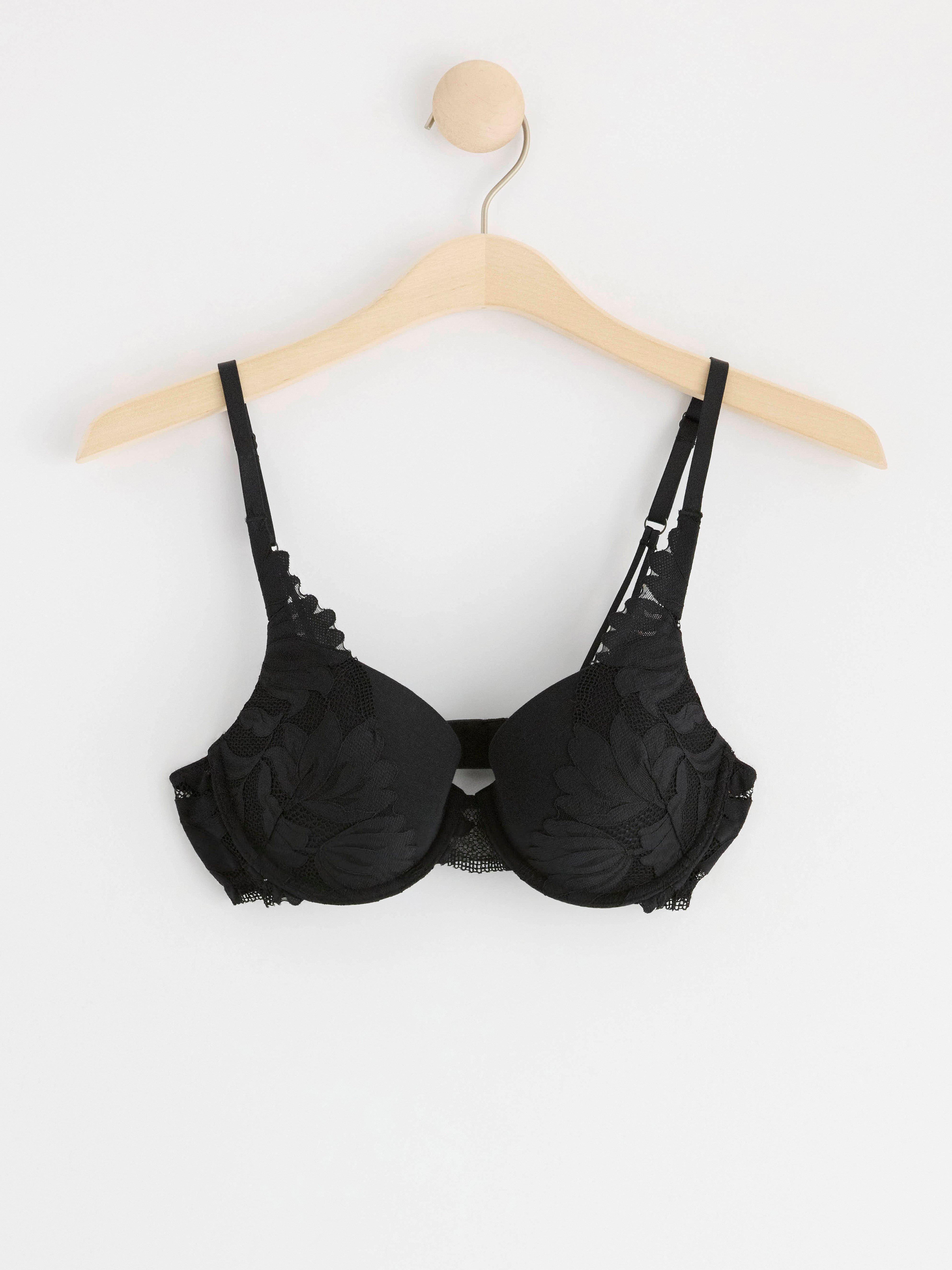 Lilja t-shirt bra with lace Black