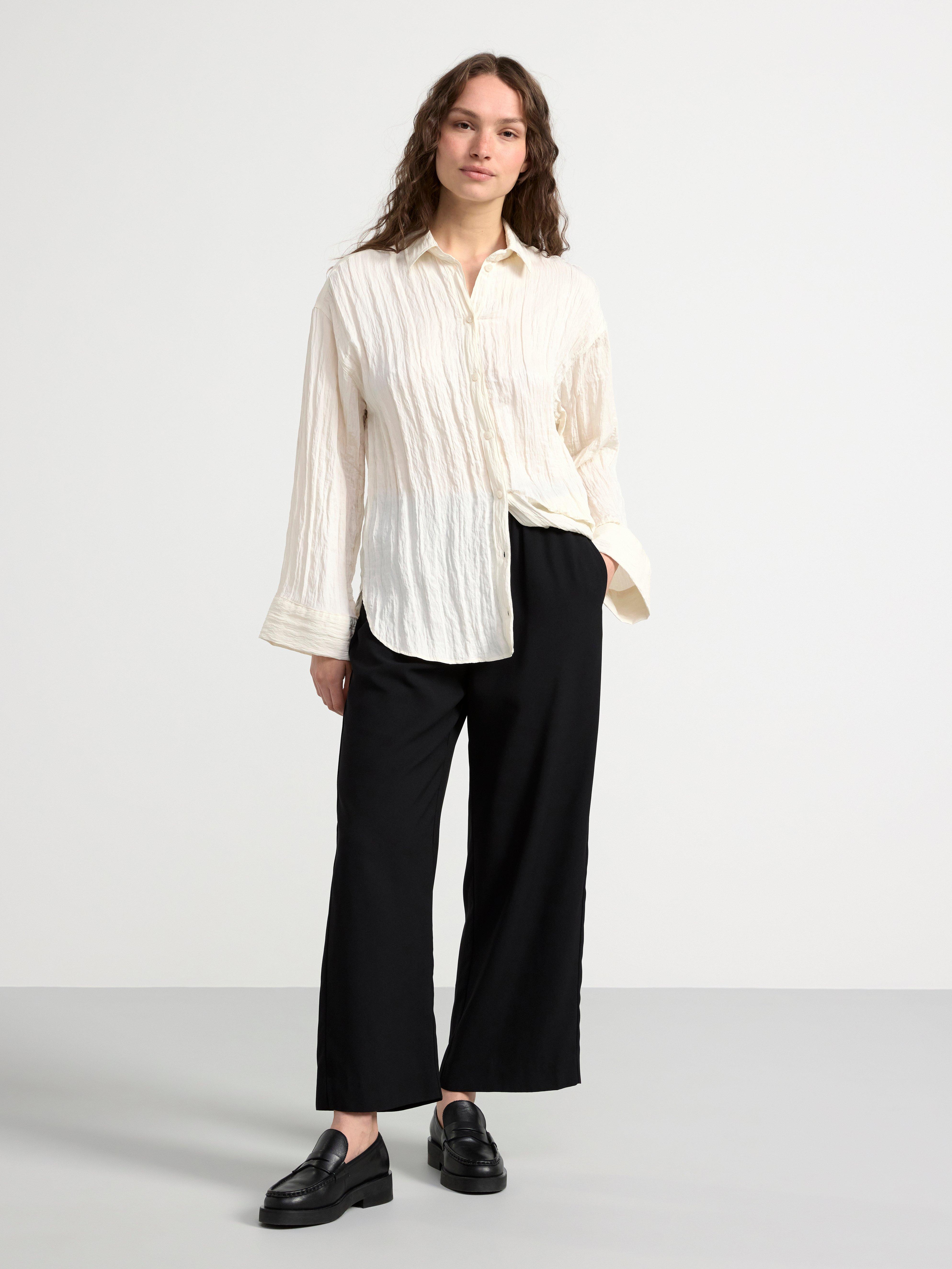 BELLA Straight black trousers Black