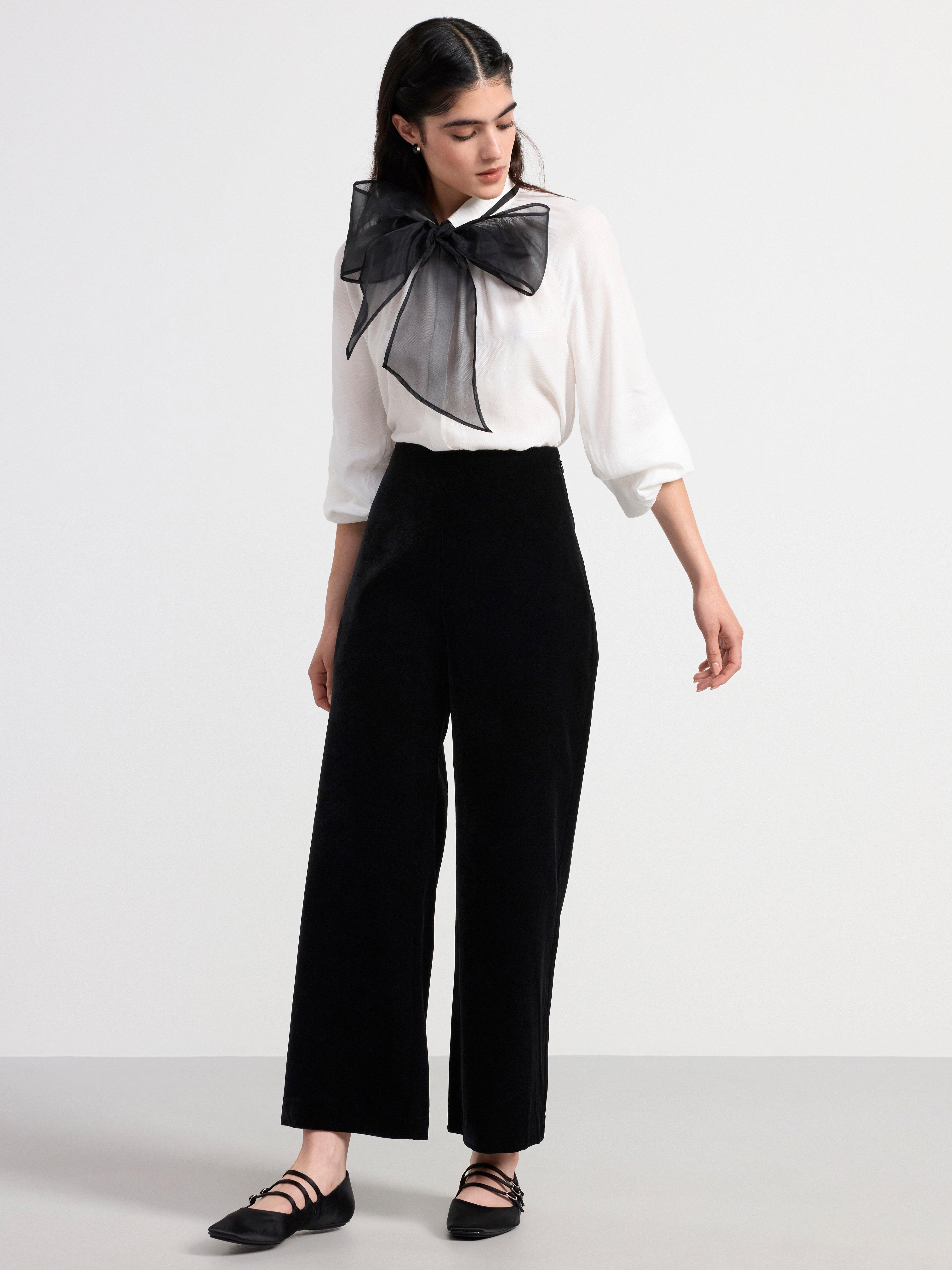 Blouse with bow Off White