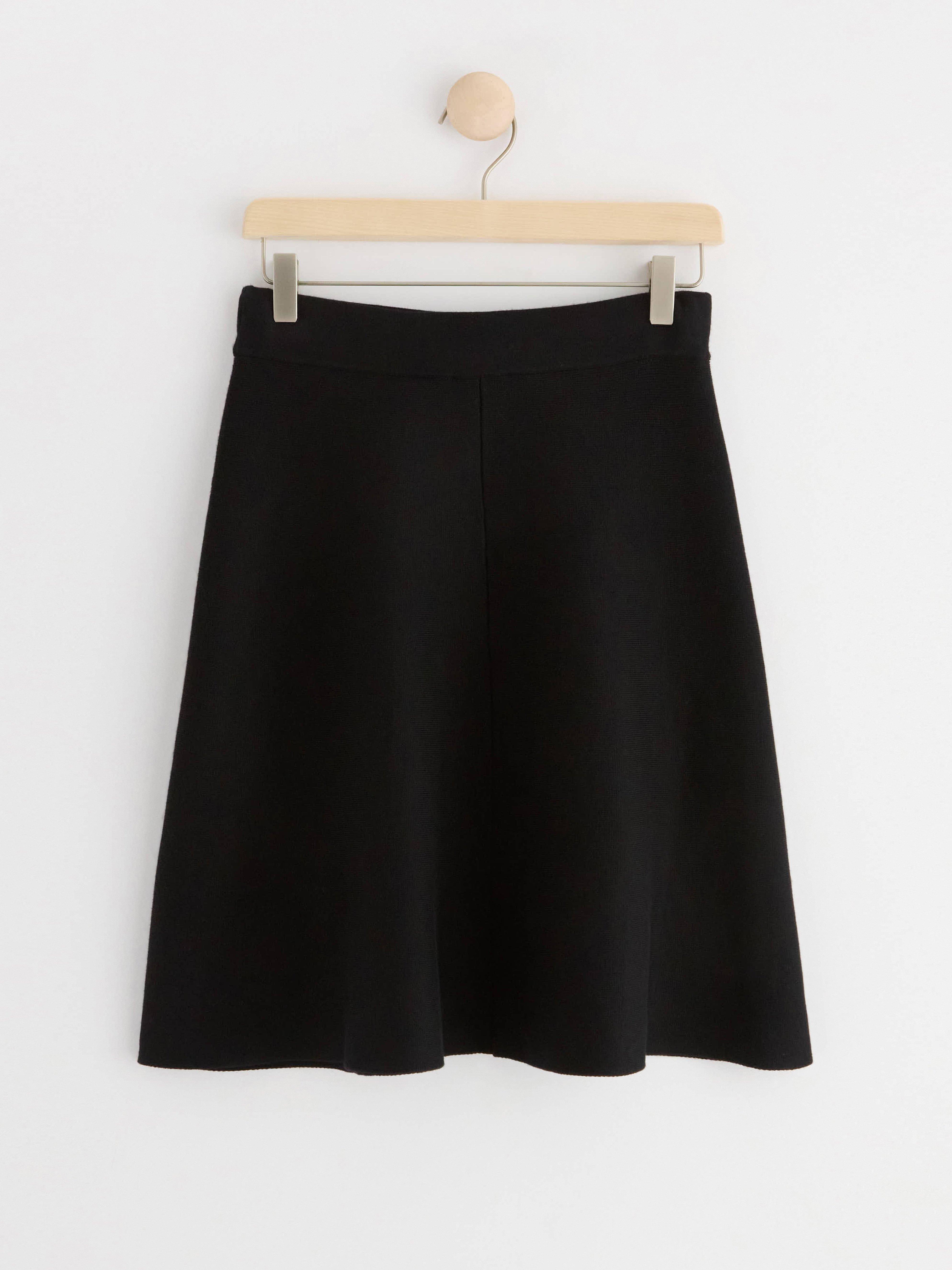 Skirt knitted Black