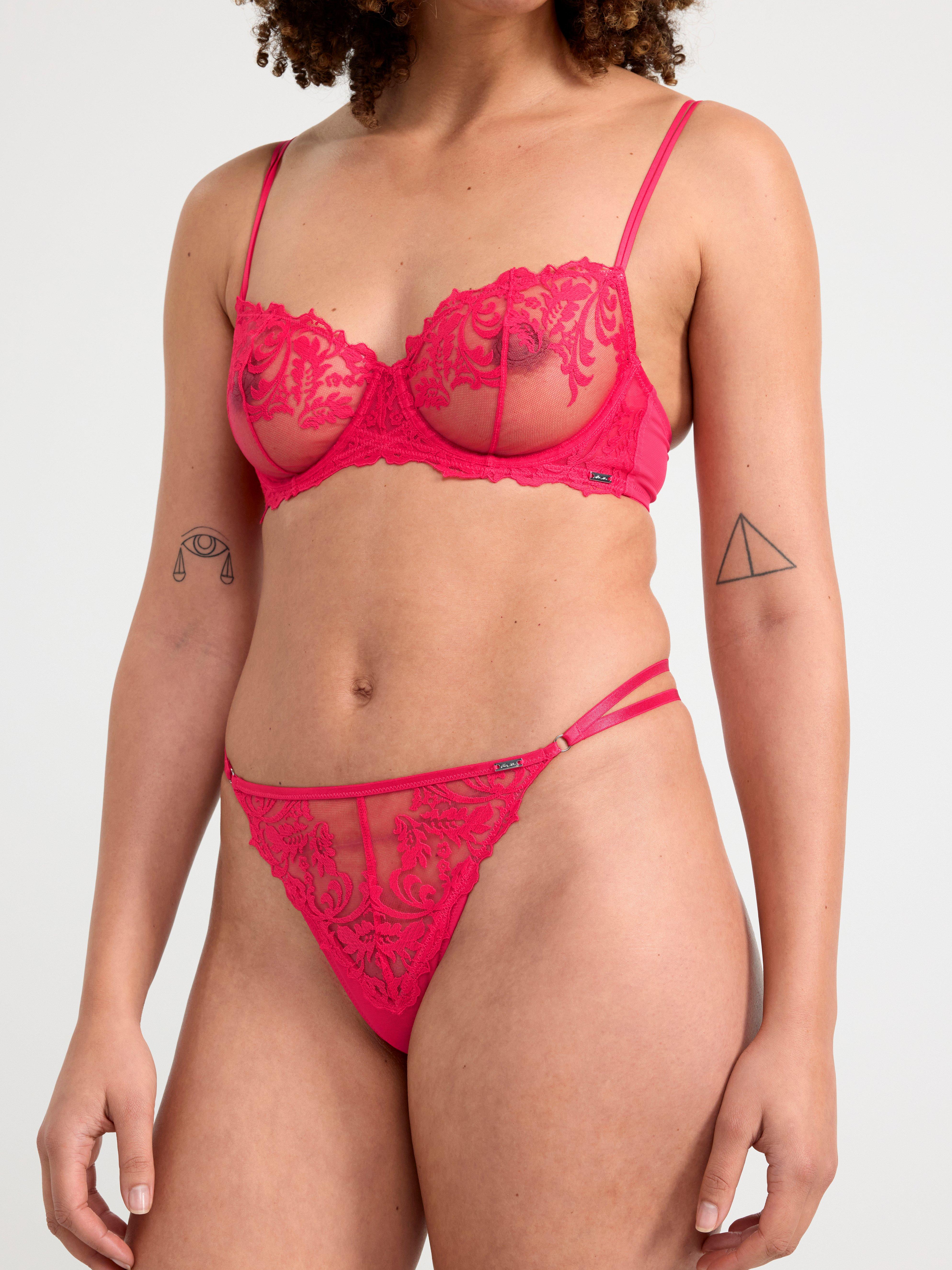 Thong low waist with lace Red