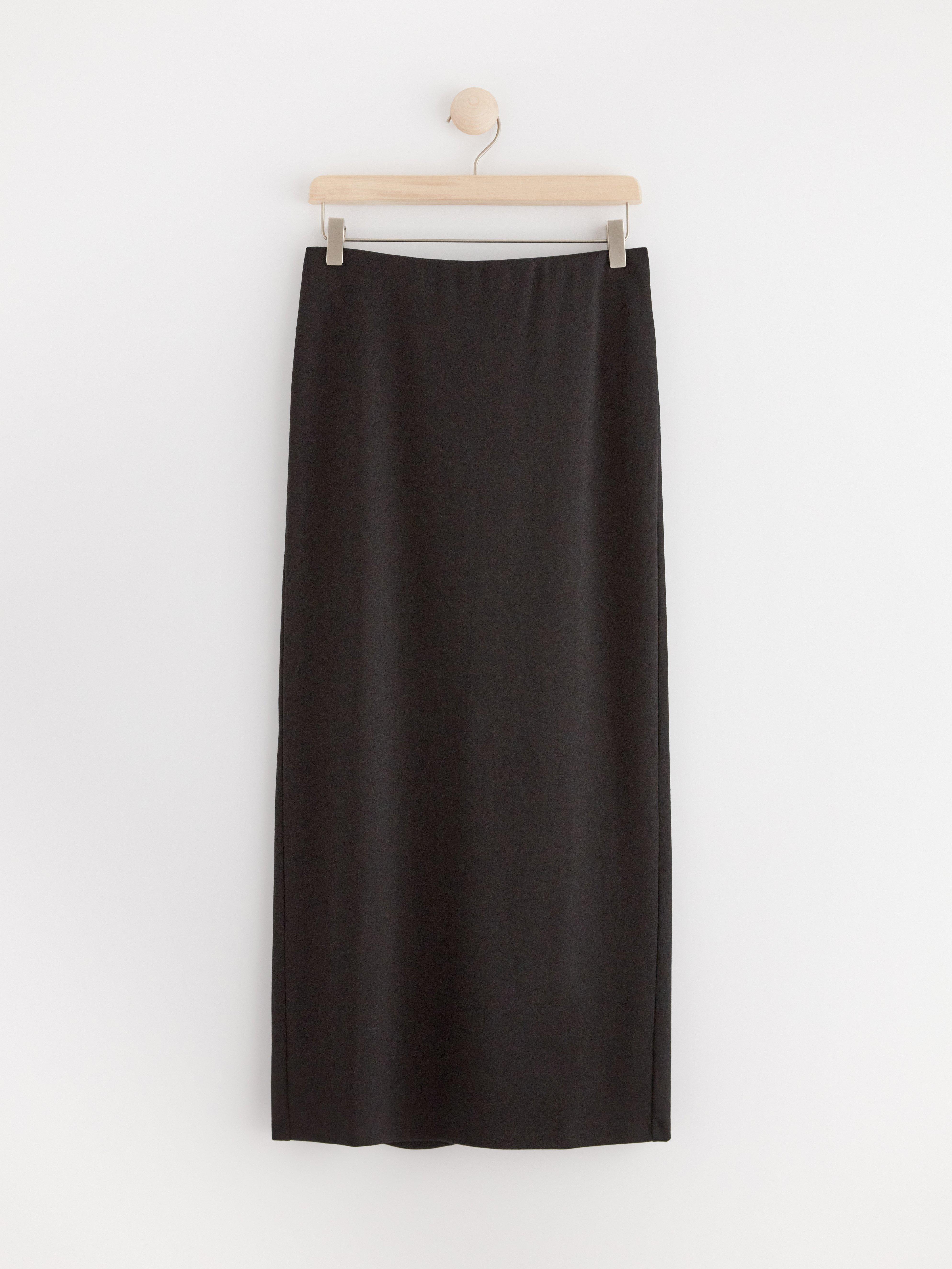 Midi skirt Black