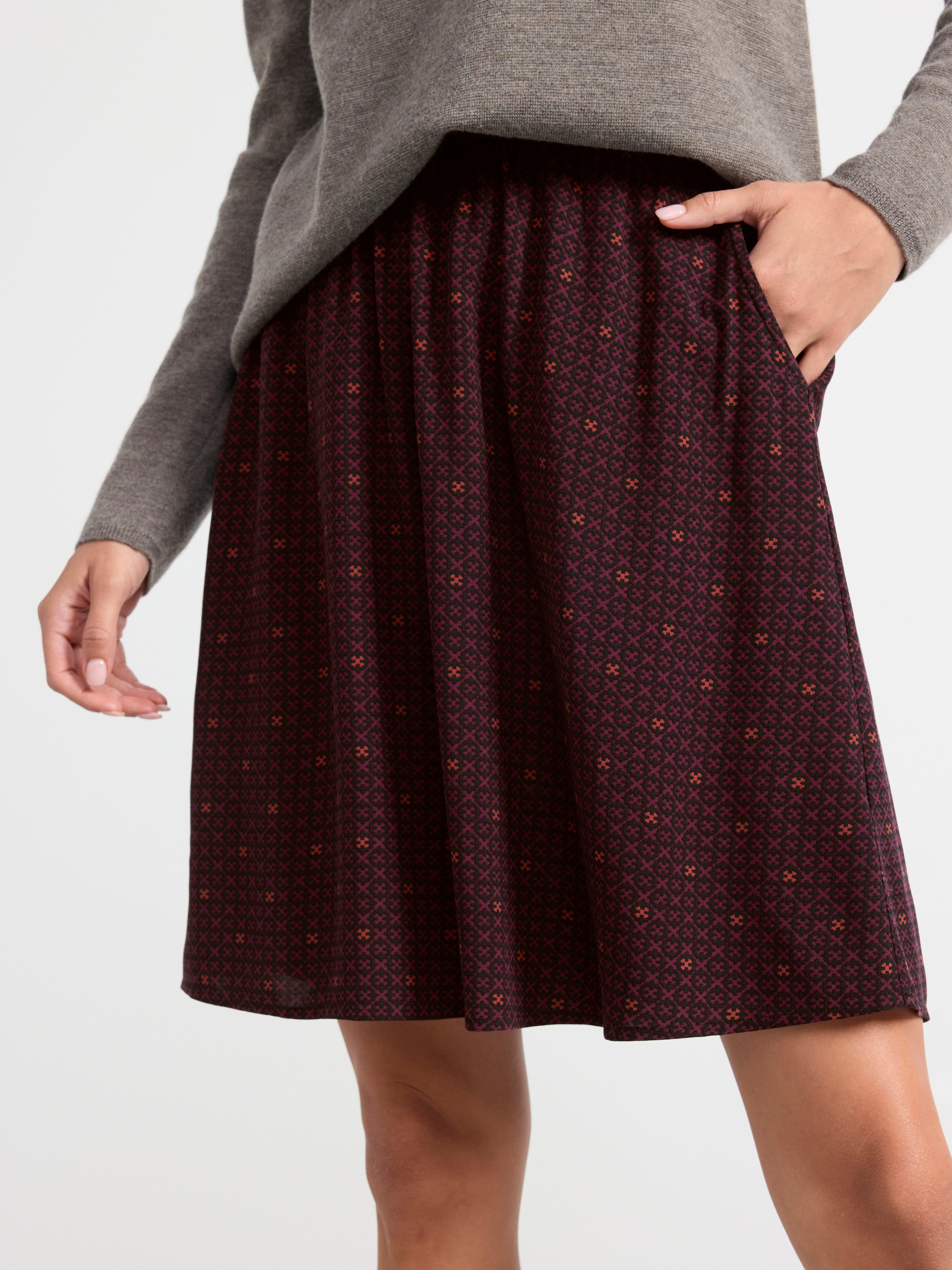 Dotted mini skirt Dark dusty red