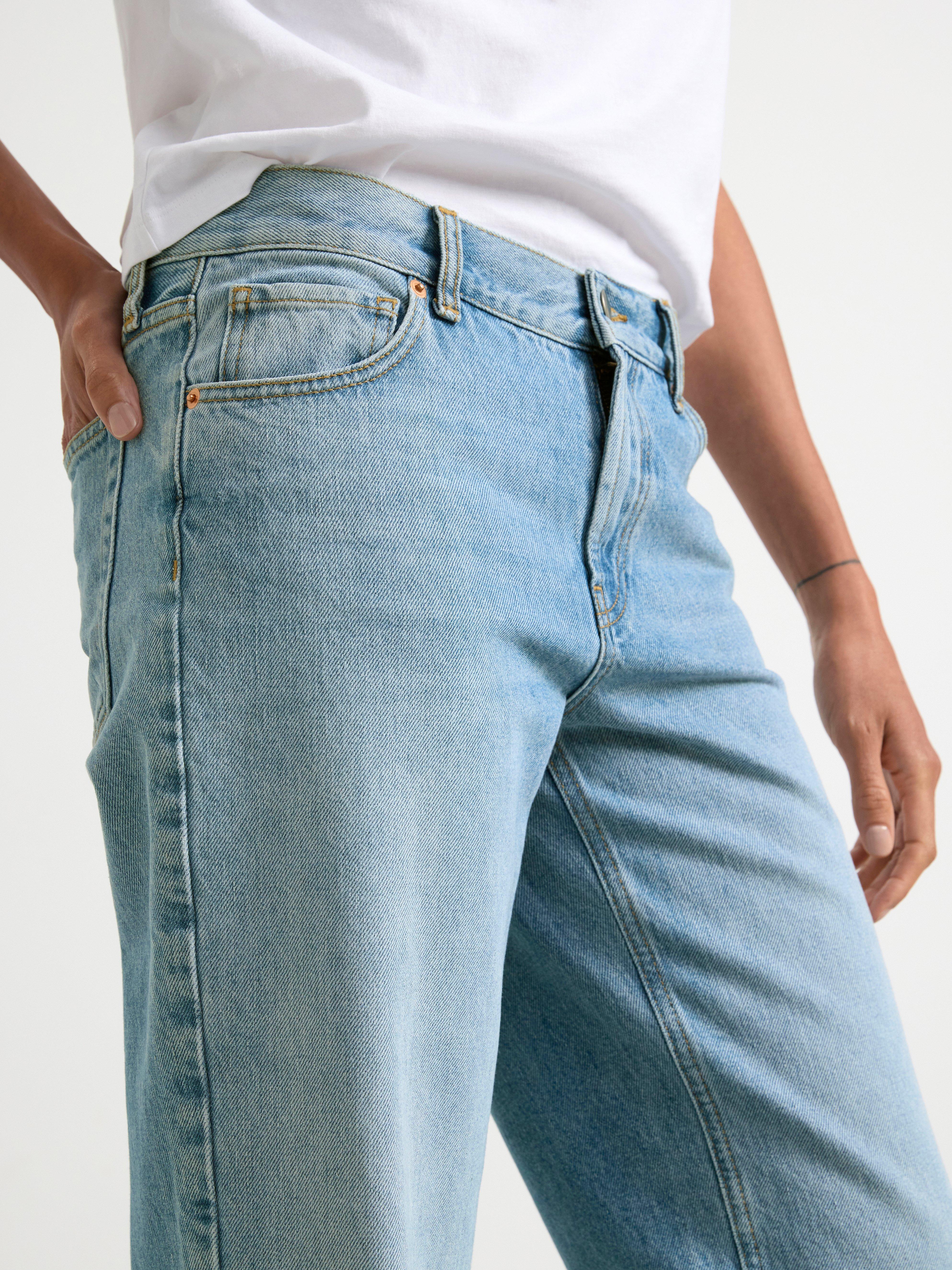 SIA Straight regular waist jeans with extra long legs Denim blue