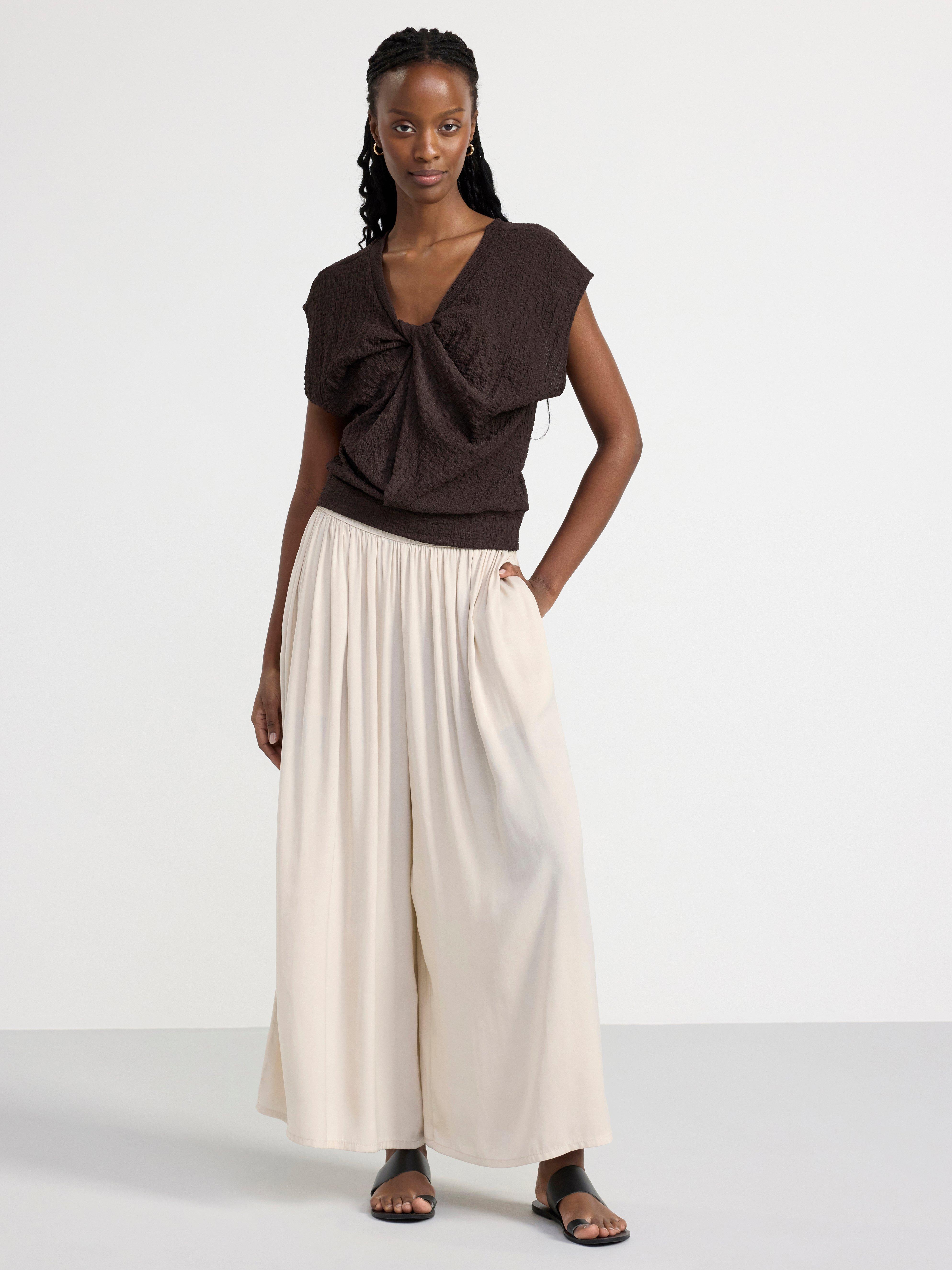 Textured short sleeve top Brown