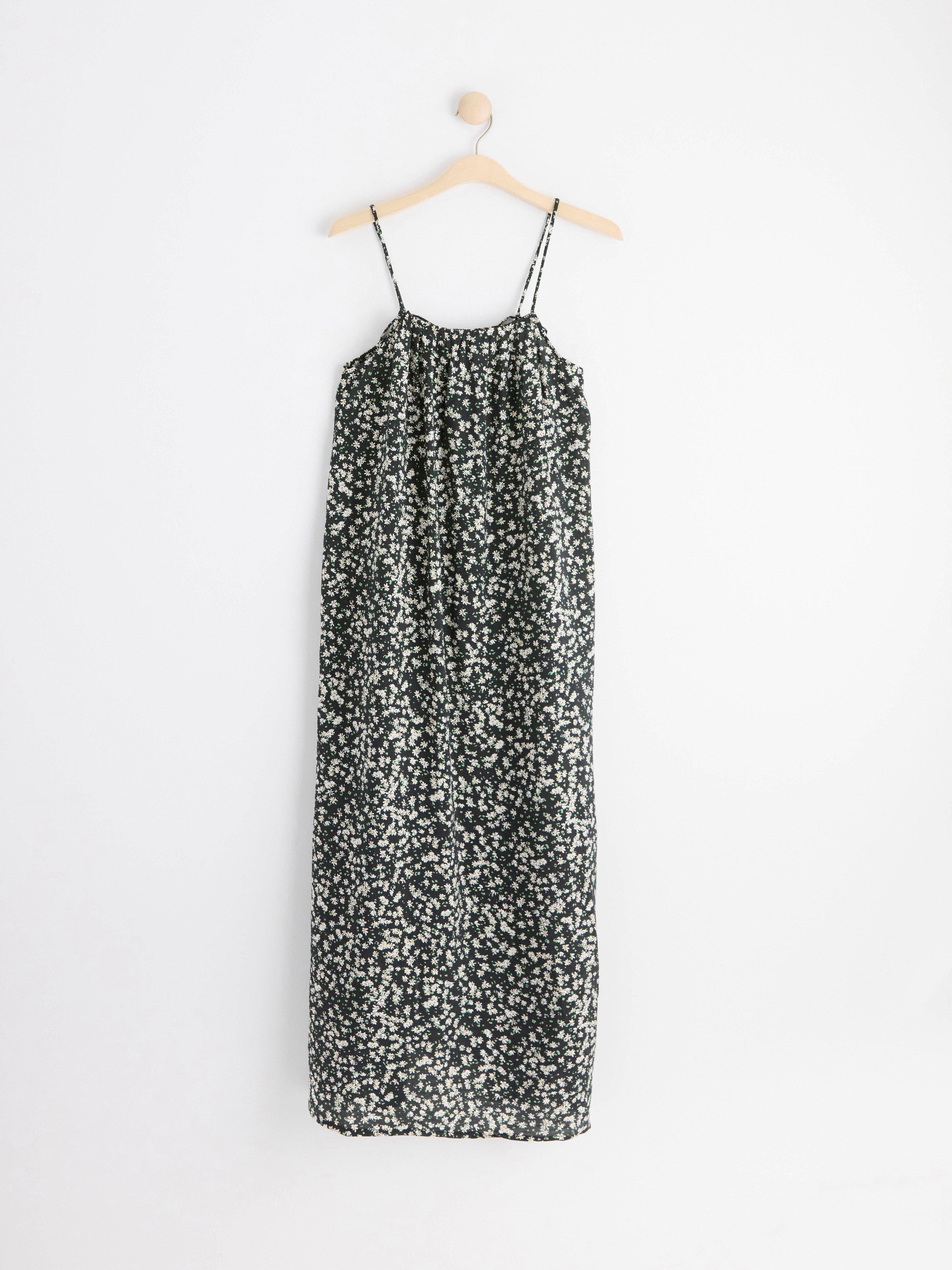 Maxi dress with flowers Black
