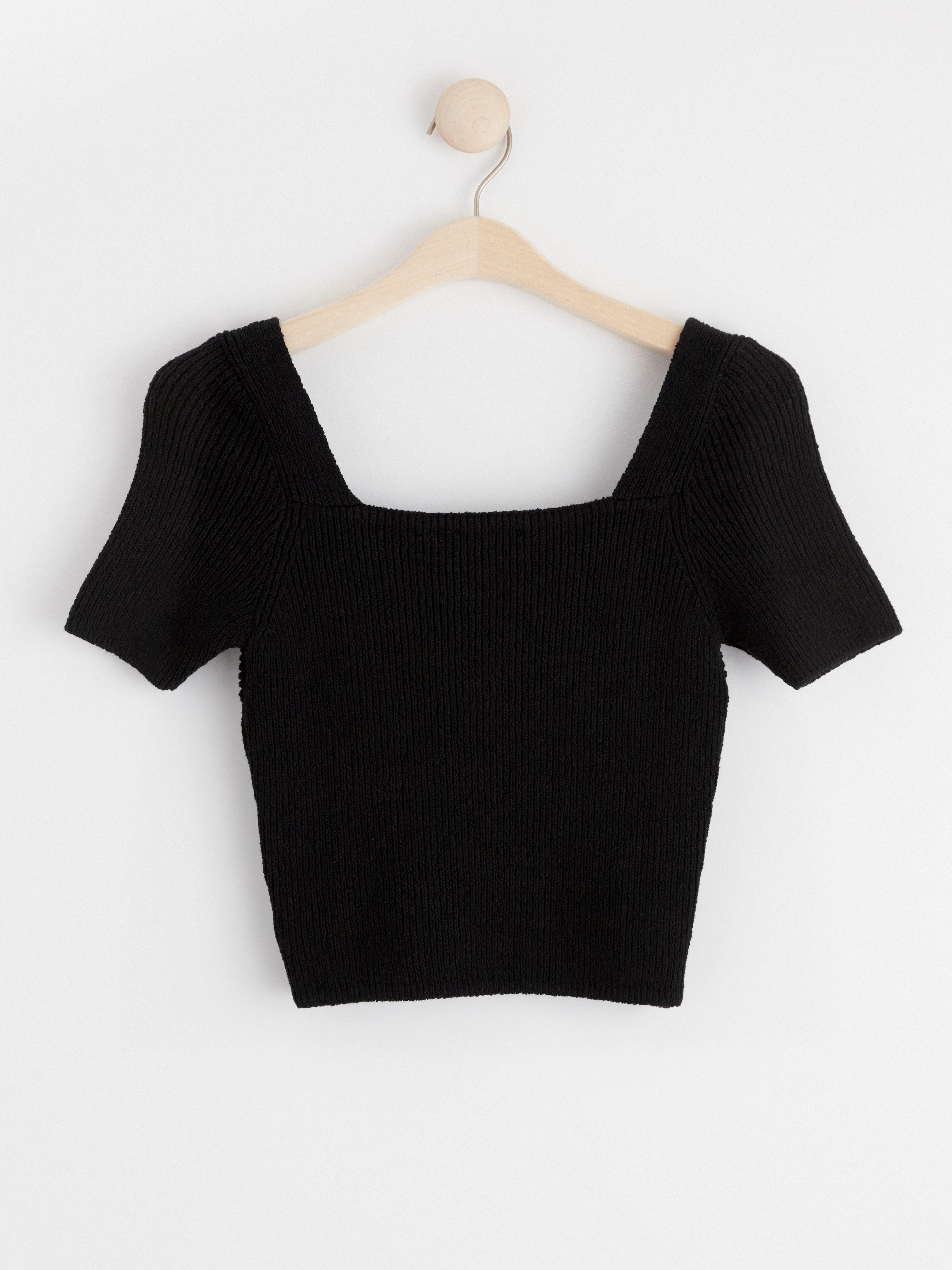 Knitted short sleeve top Black