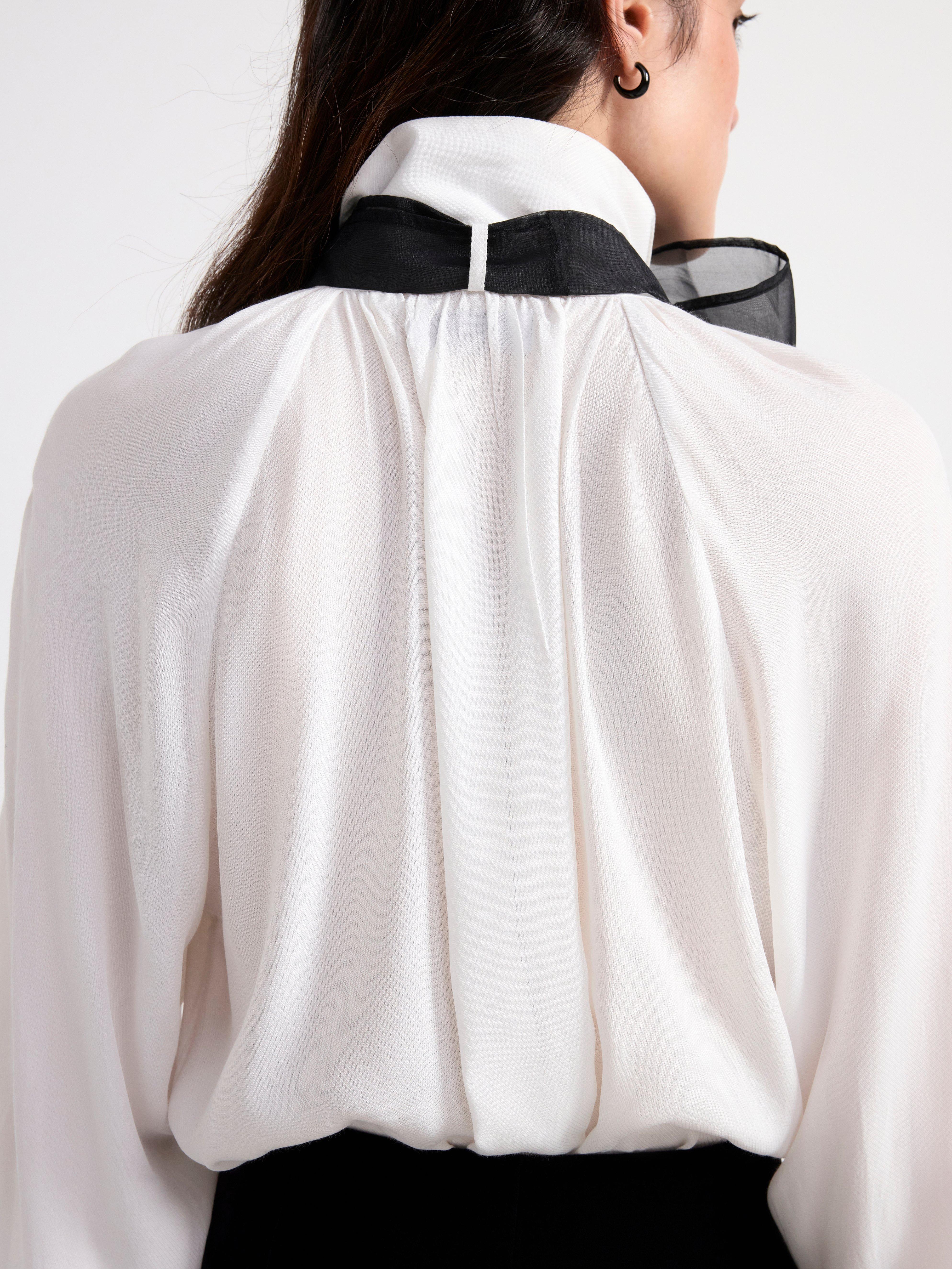 Blouse with bow Off White