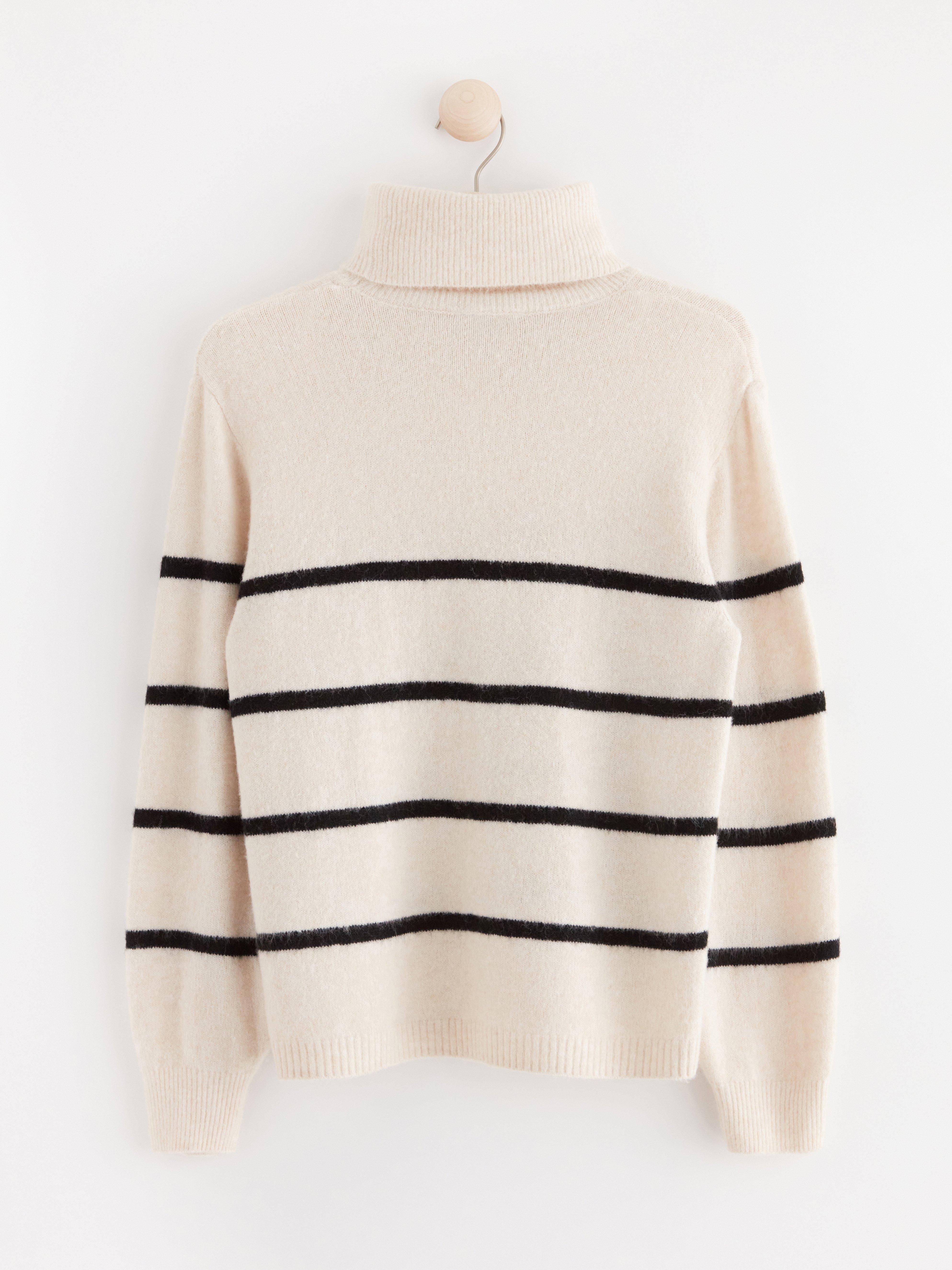Knitted jumper with stripes beige