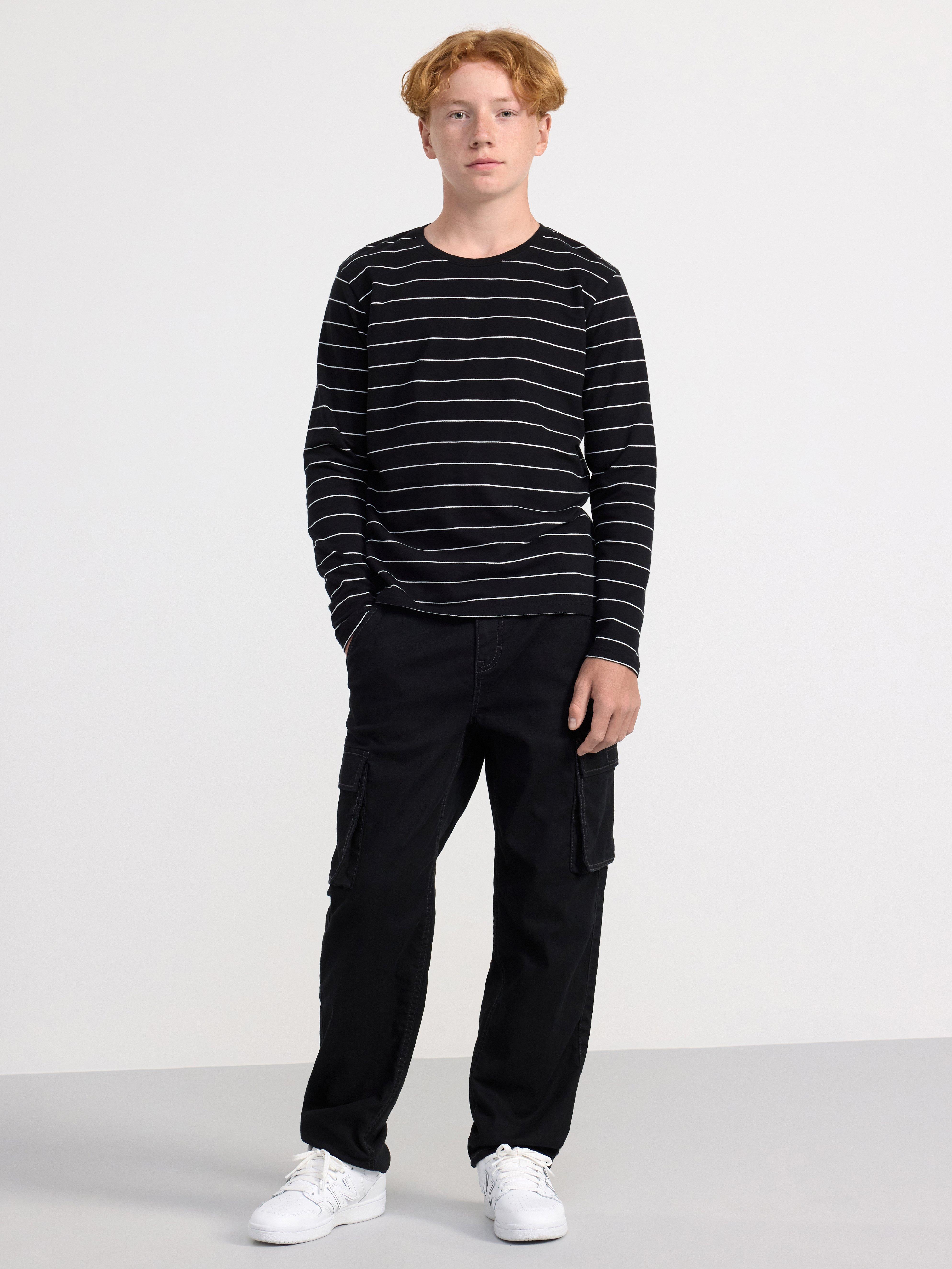 WILMER Cargo trousers with regular waist Black