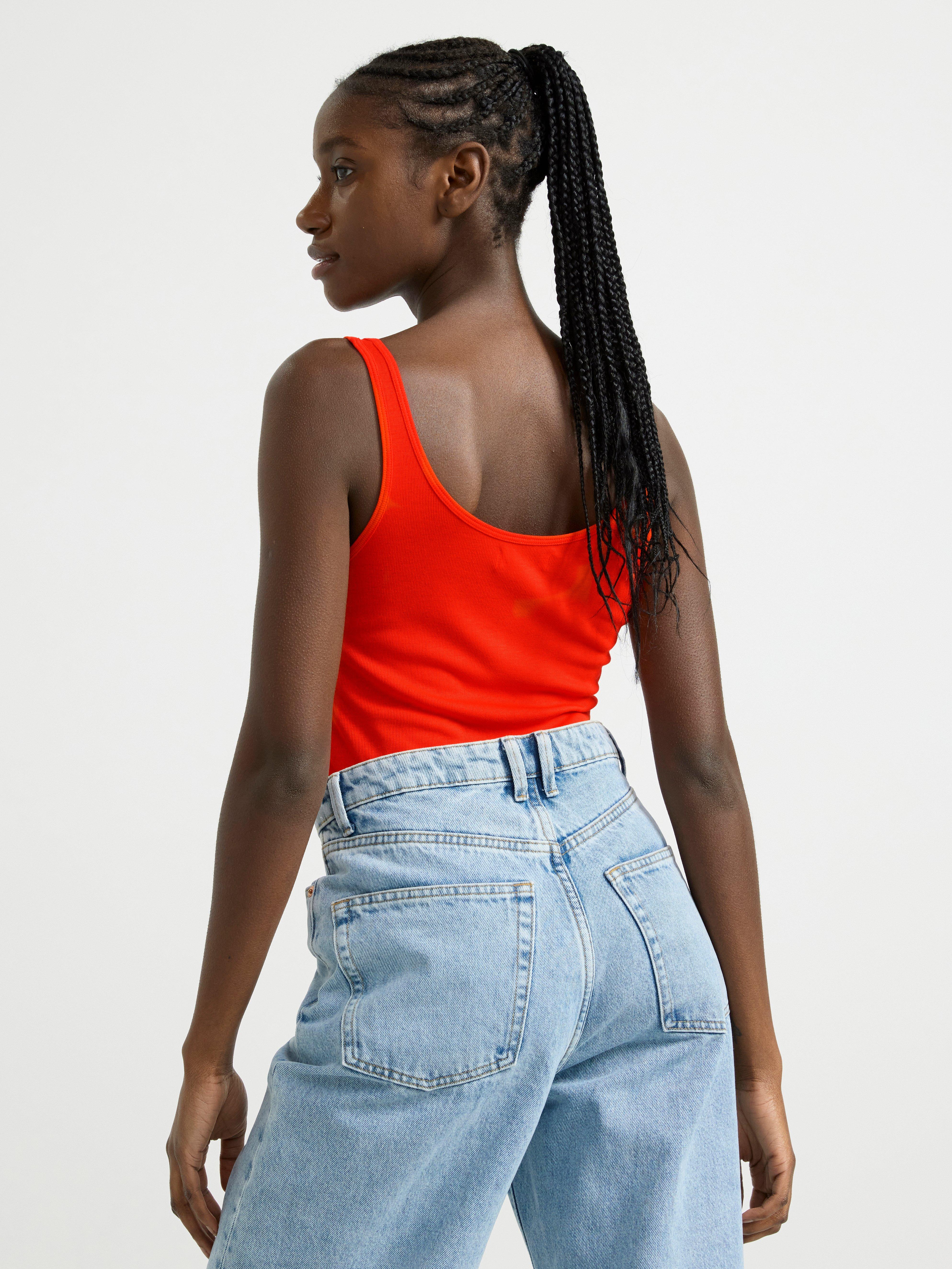 Ribbed tank top with button placket Red