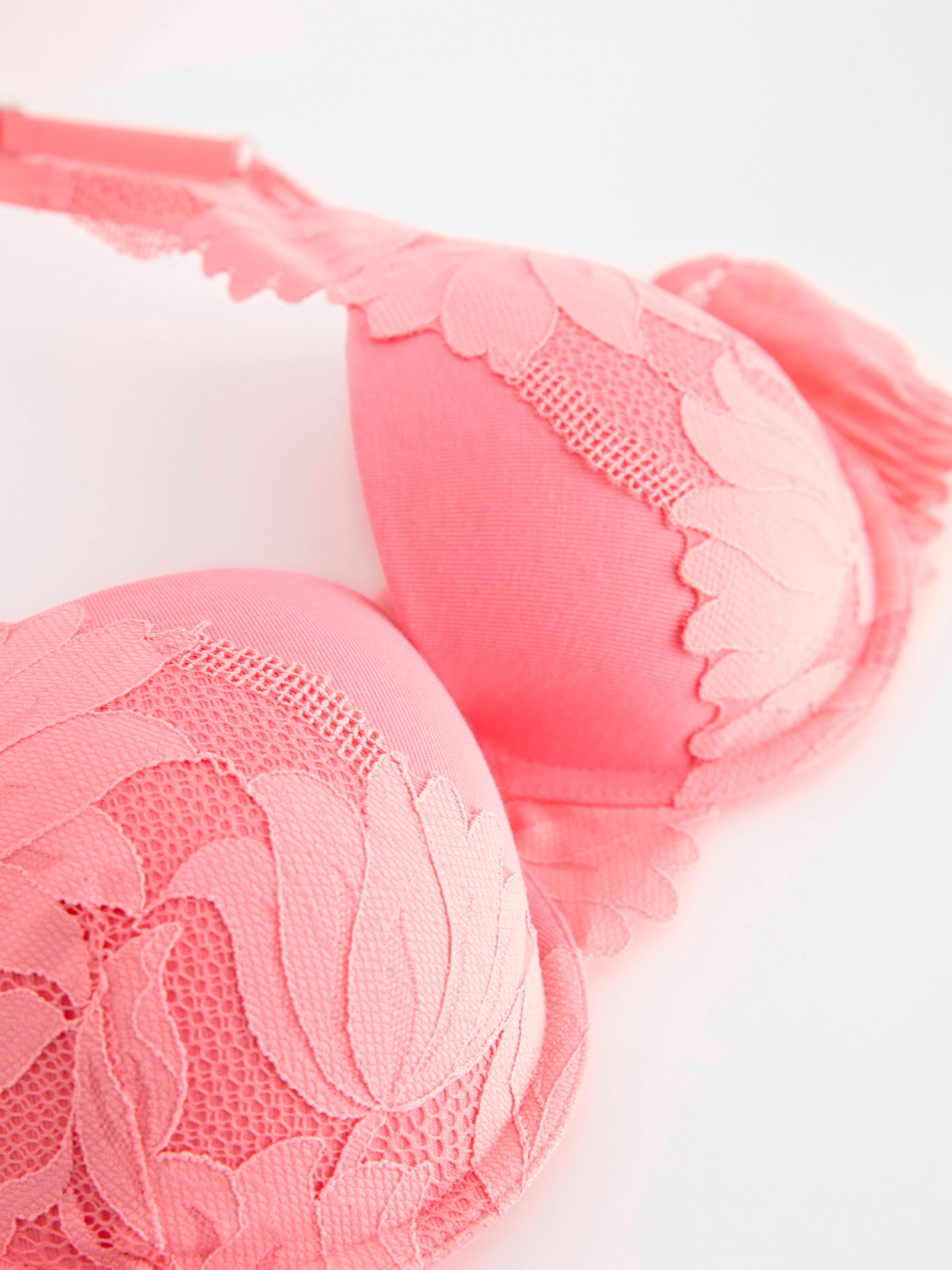 Lilja t-shirt bra with lace Pink