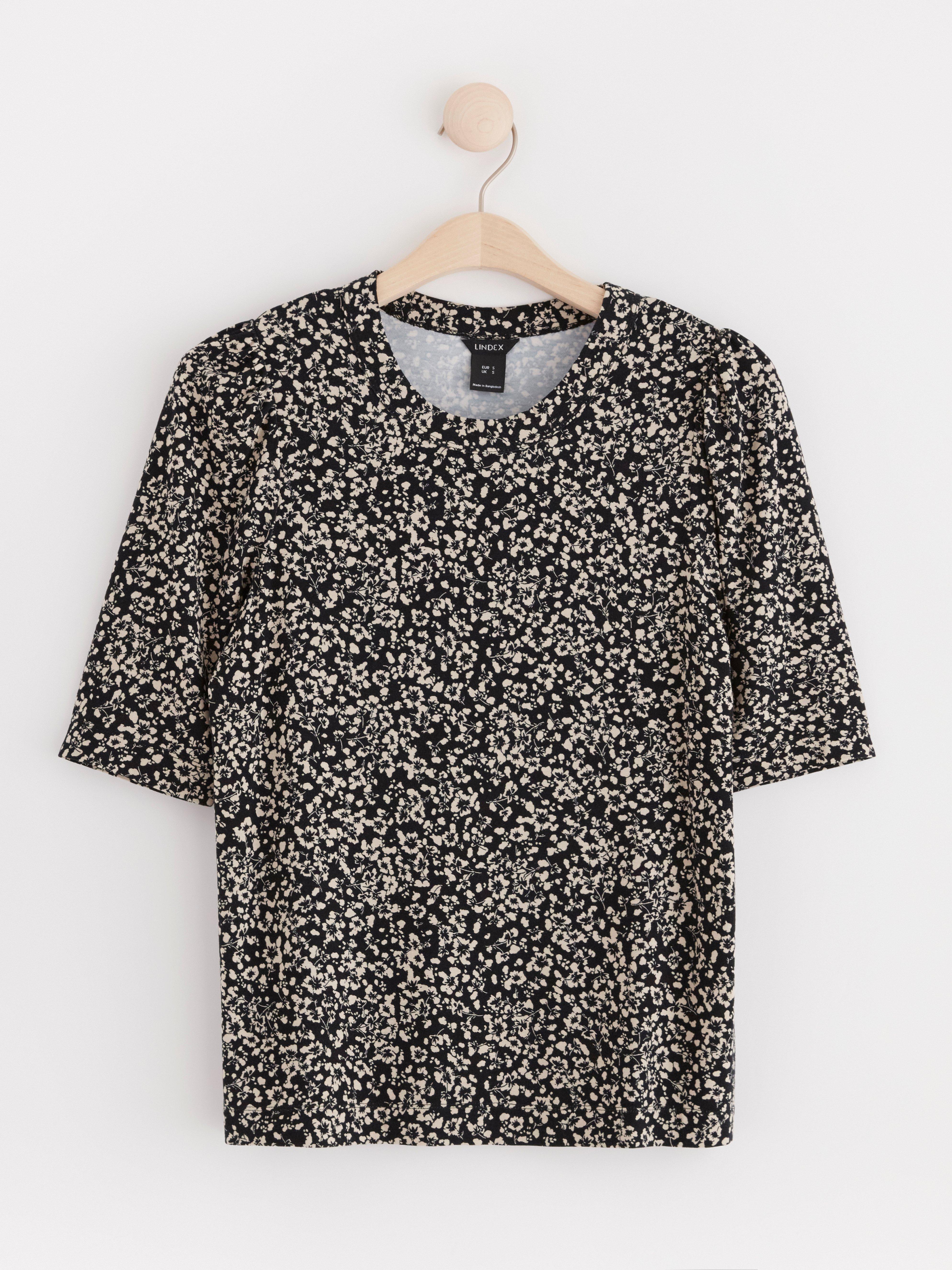 Puff sleeve top Beige