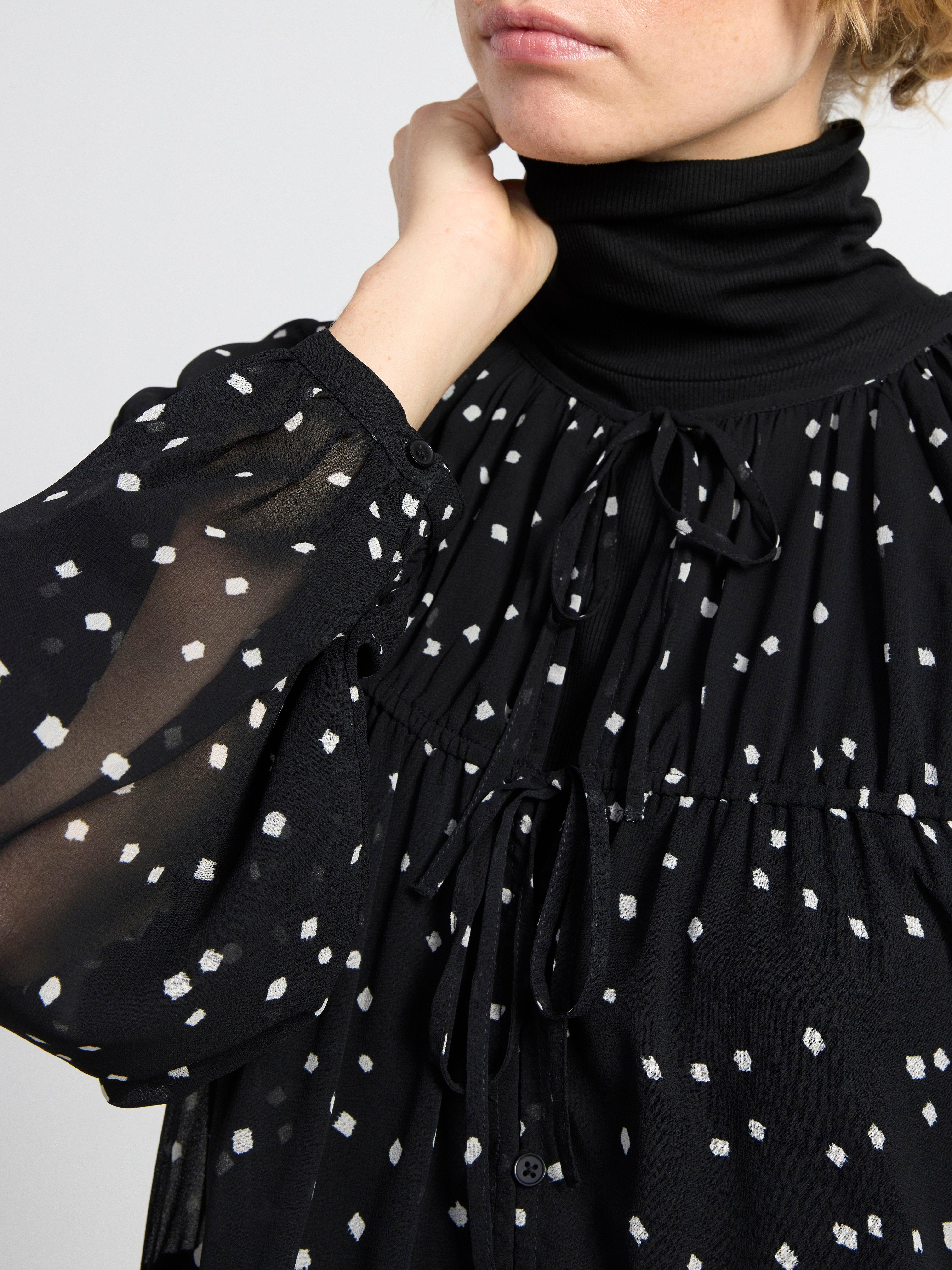 Puff sleeve maxi dress Black
