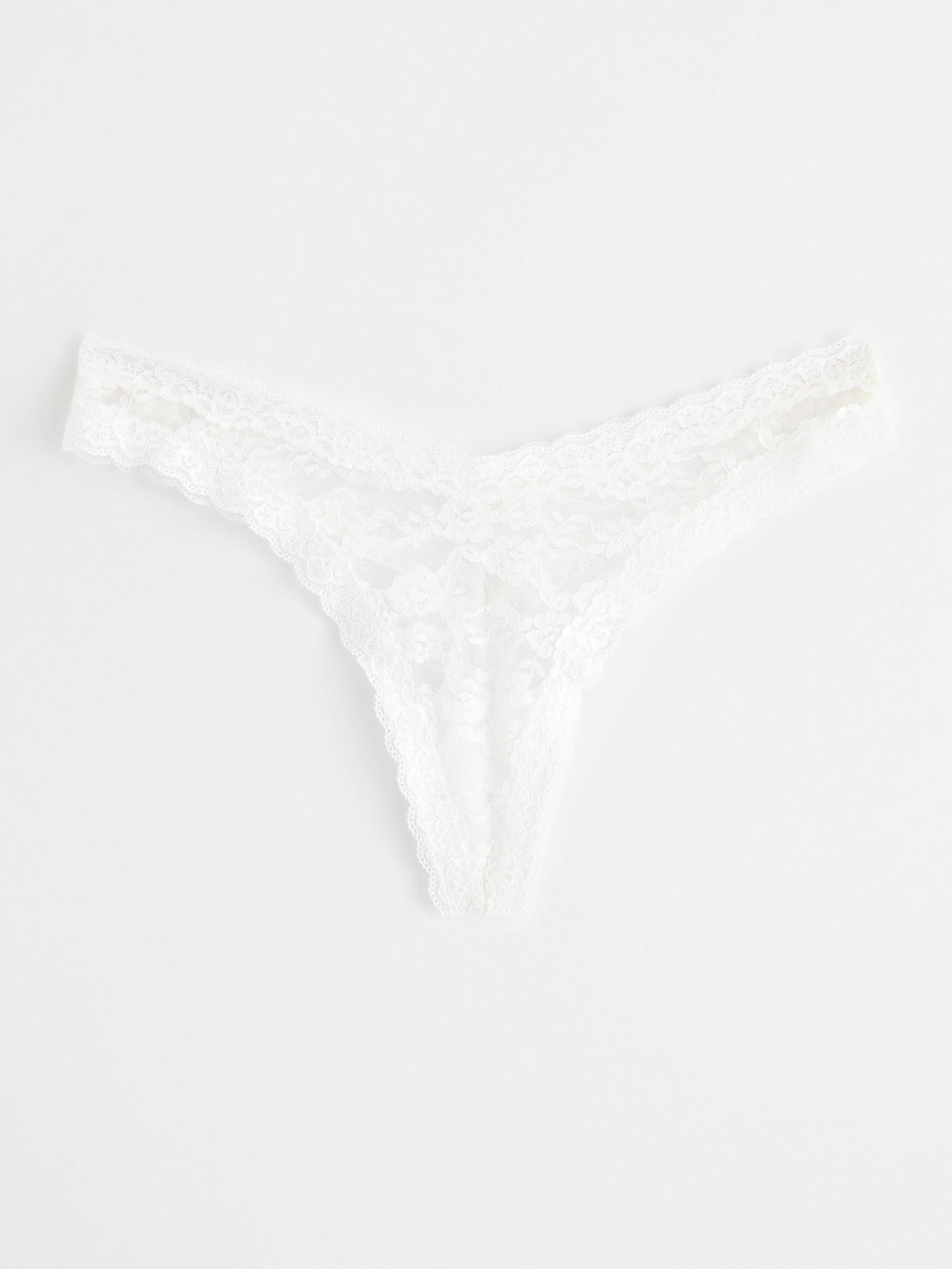 Thong low waist high leg cut with lace White