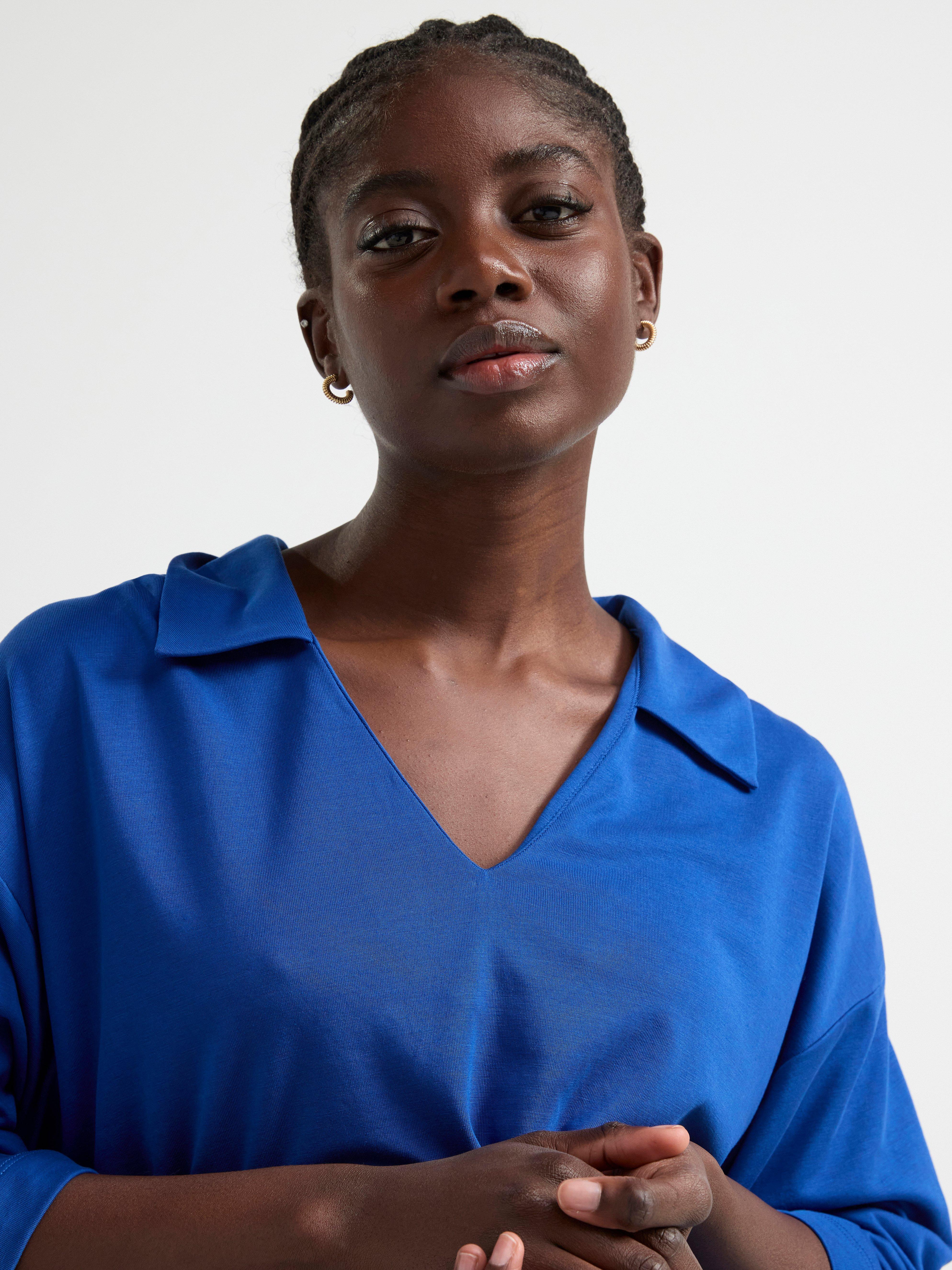 Short sleeve v-neck top Blue